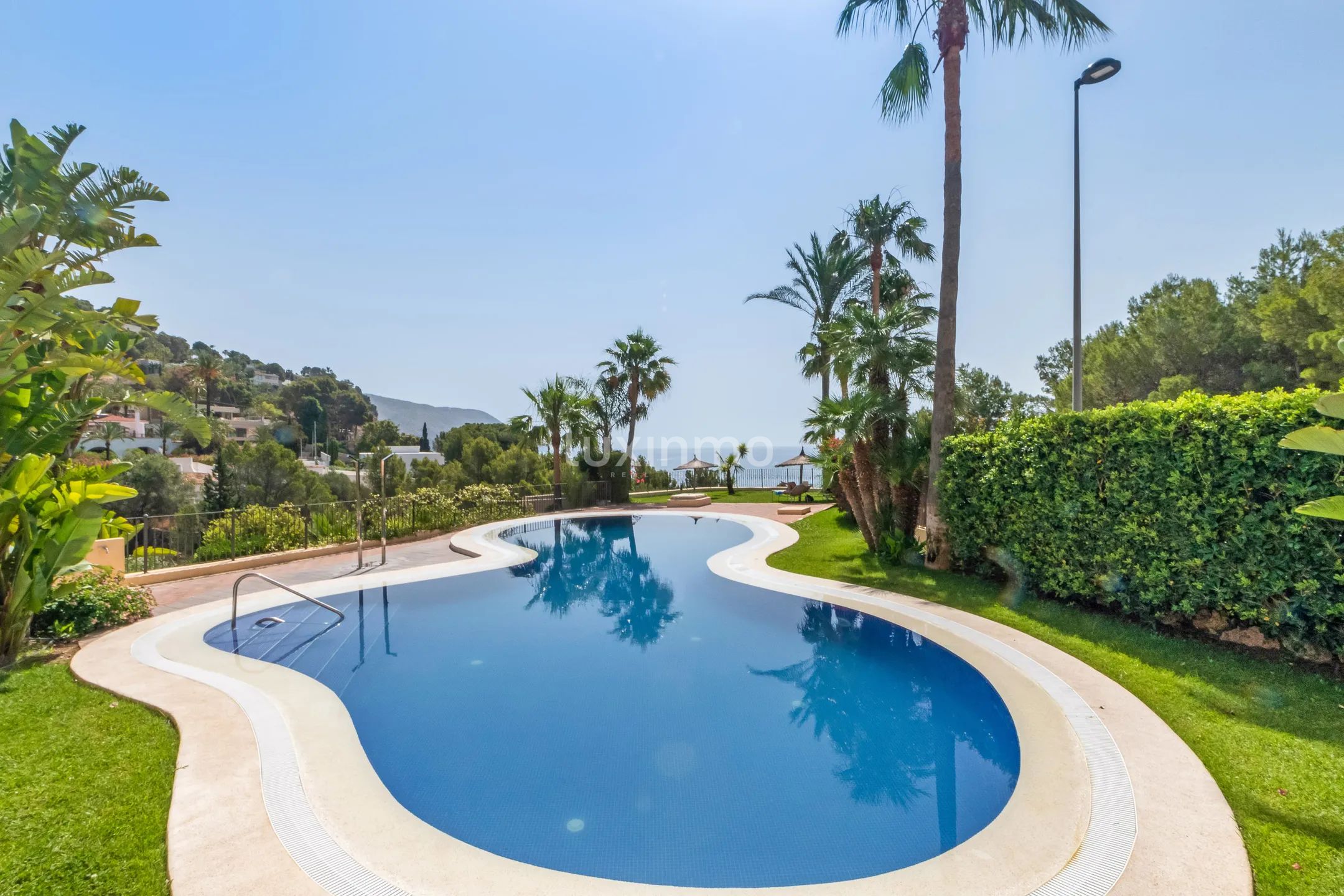 Gemütliches Doppelhaus zur Miete in Altea — photo 1