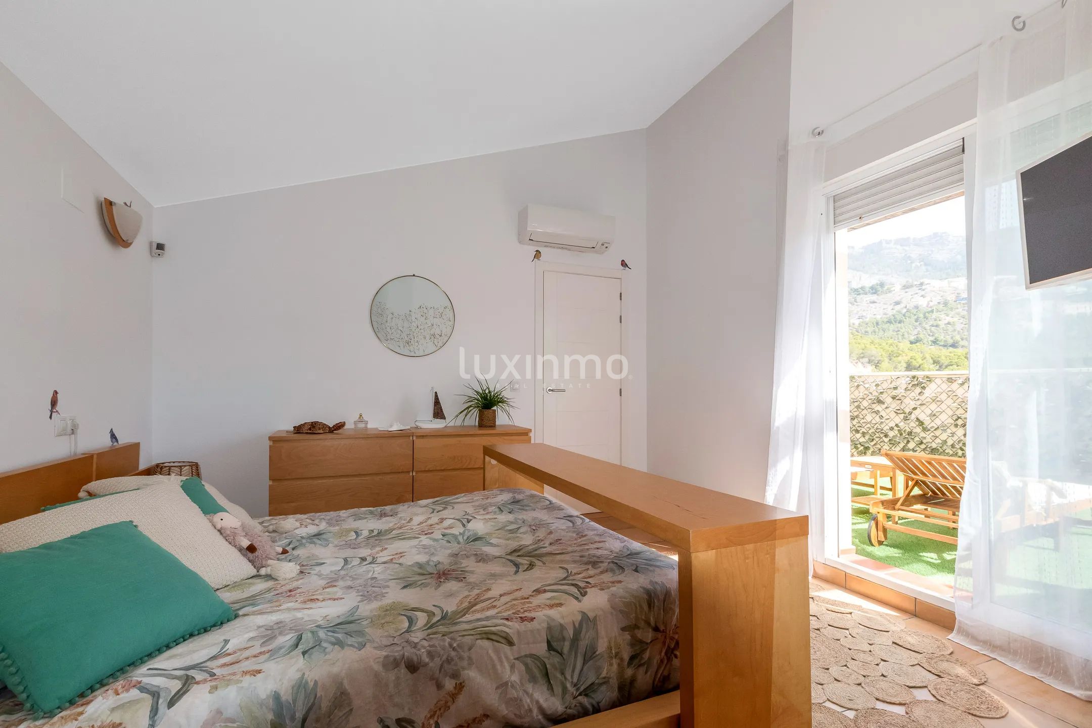 Gemütliches Doppelhaus zur Miete in Altea — photo 7