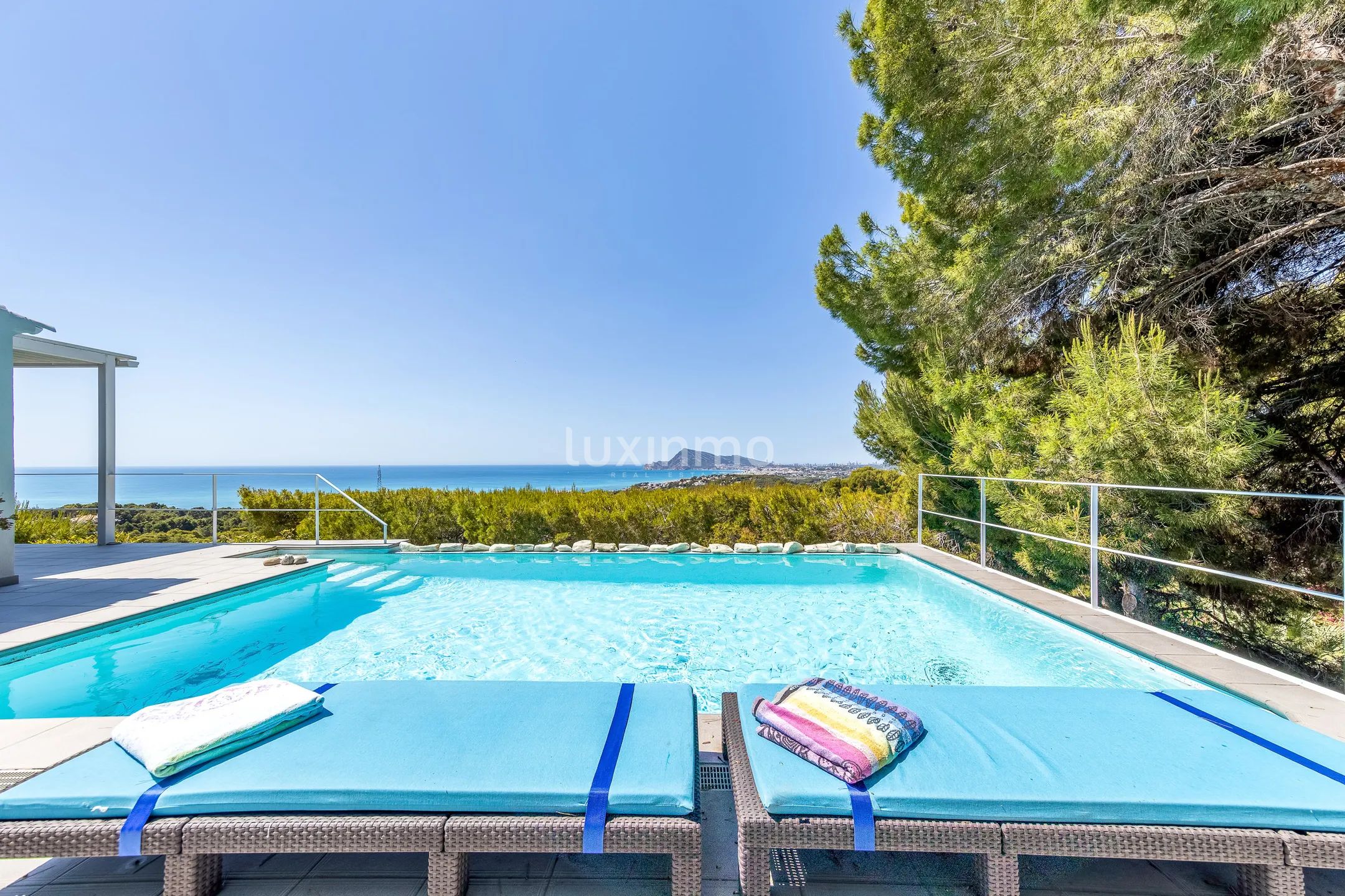 Renoverad villa med 4 sovrum till salu i Altea — photo 3