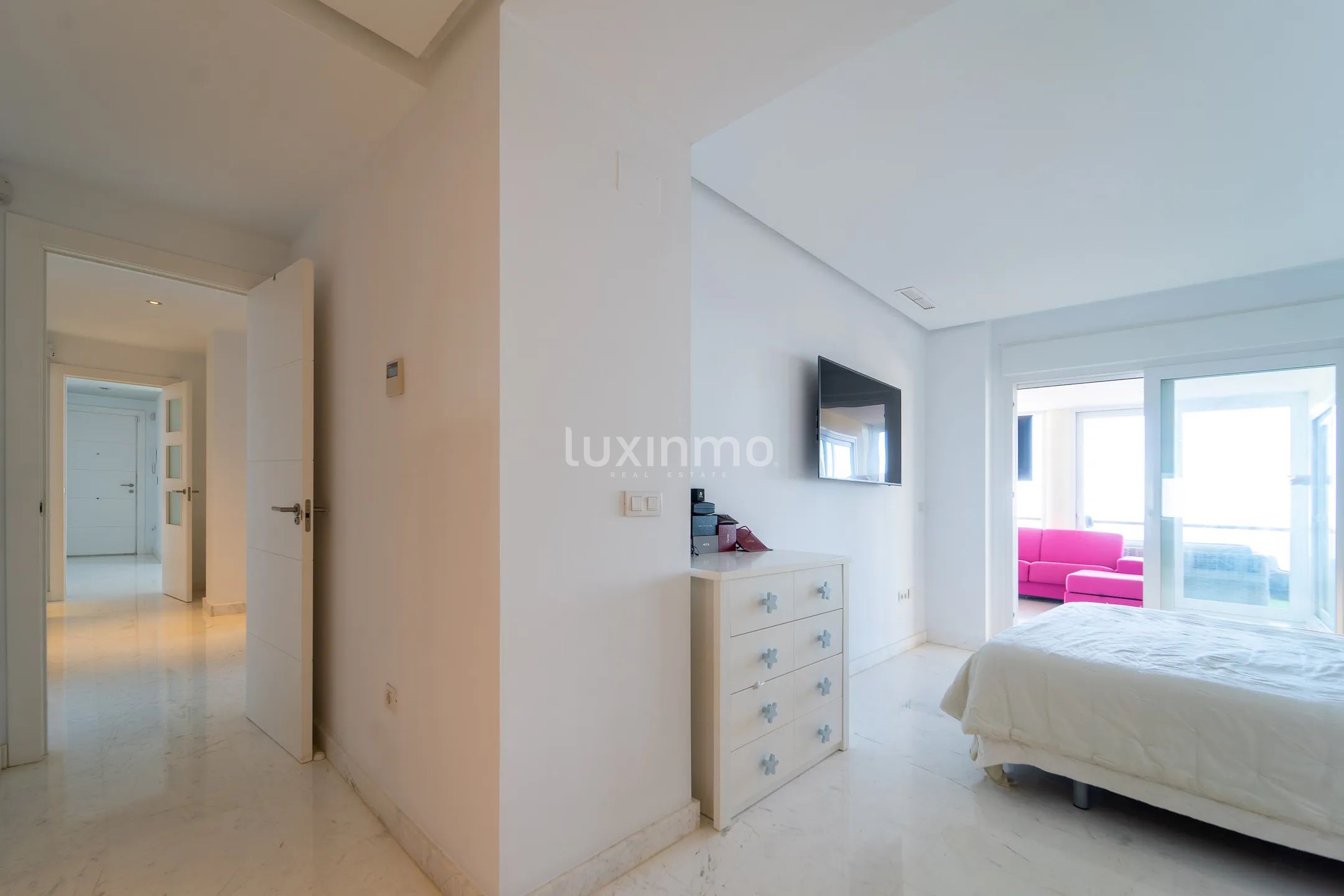 Luxe appartement met uitzicht op zee in Altea Hills — photo 28