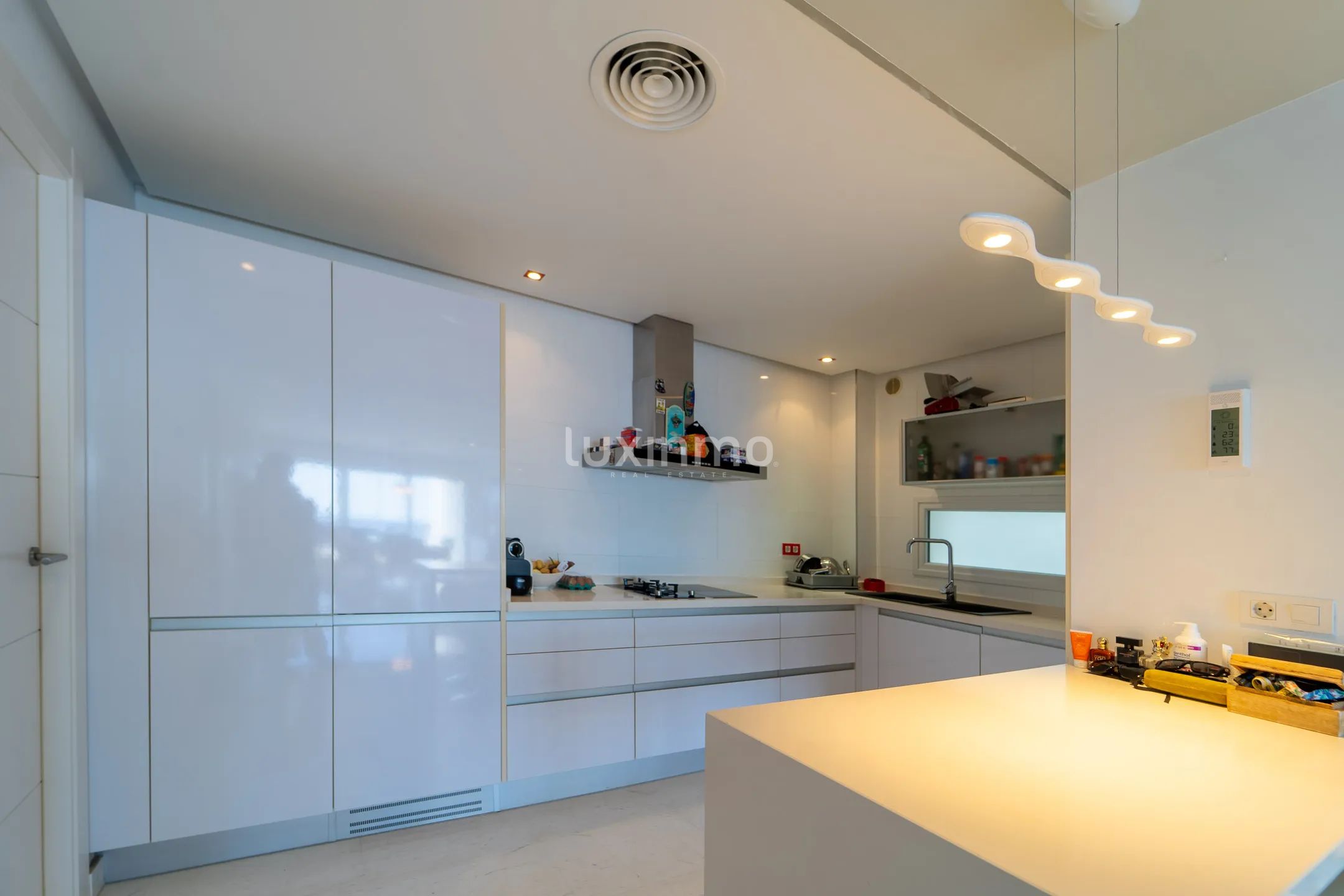 Luxe appartement met uitzicht op zee in Altea Hills — photo 19