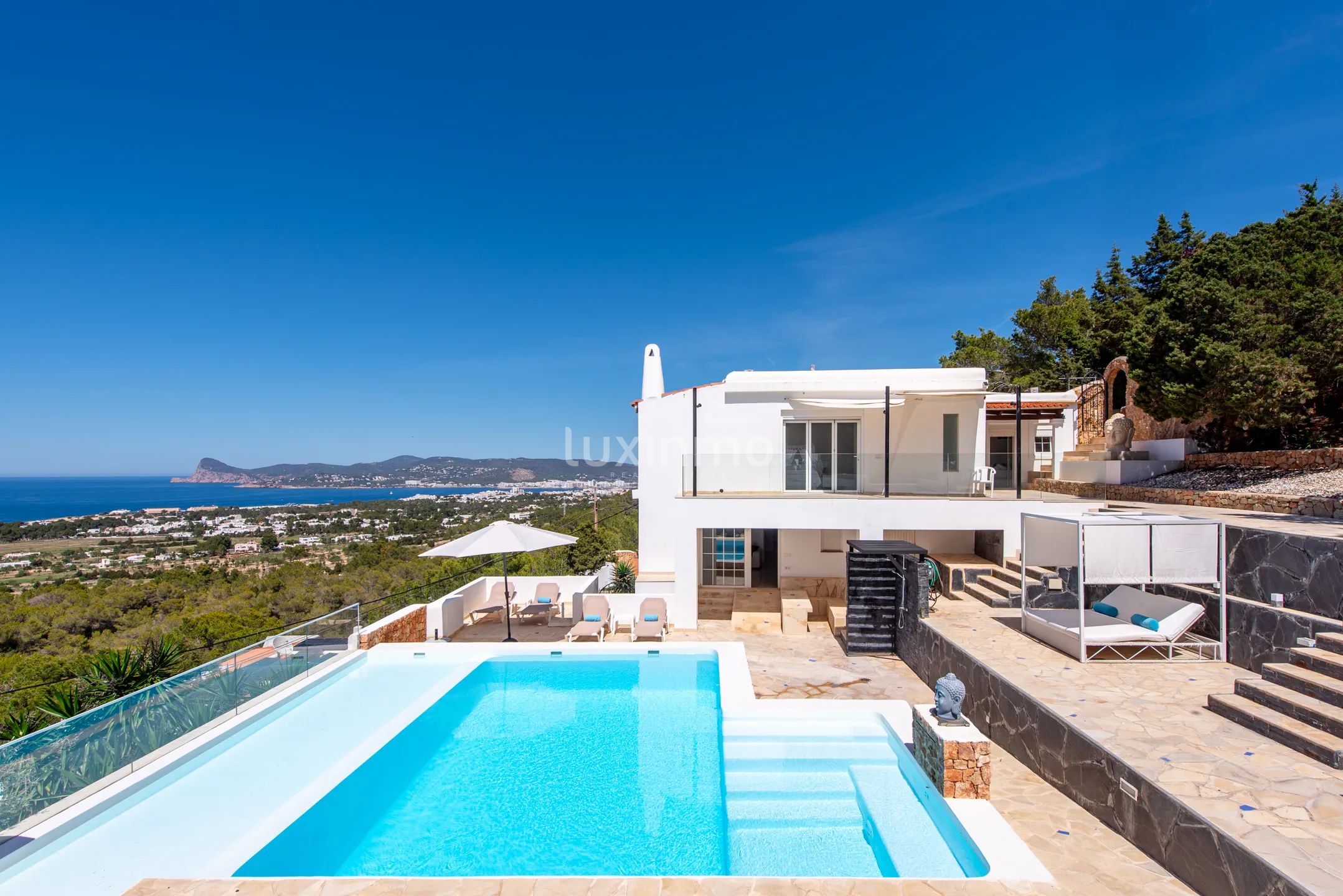 Stunning 8-bedroom mediterranean villa with sea view — photo 2