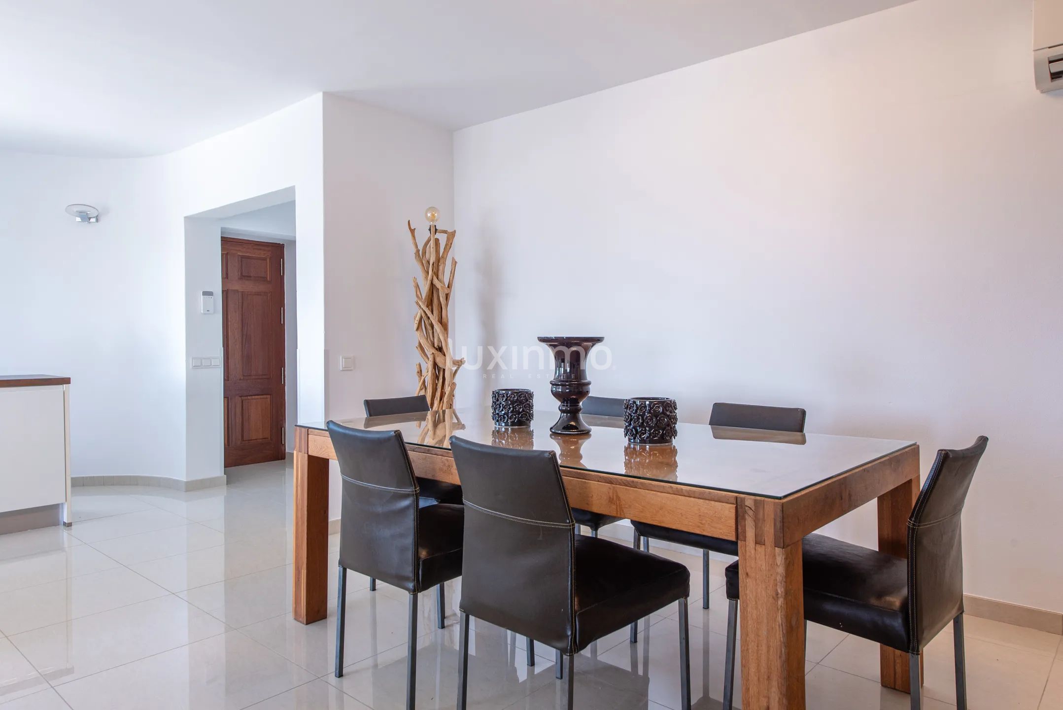 Stunning 8-bedroom mediterranean villa with sea view — photo 30