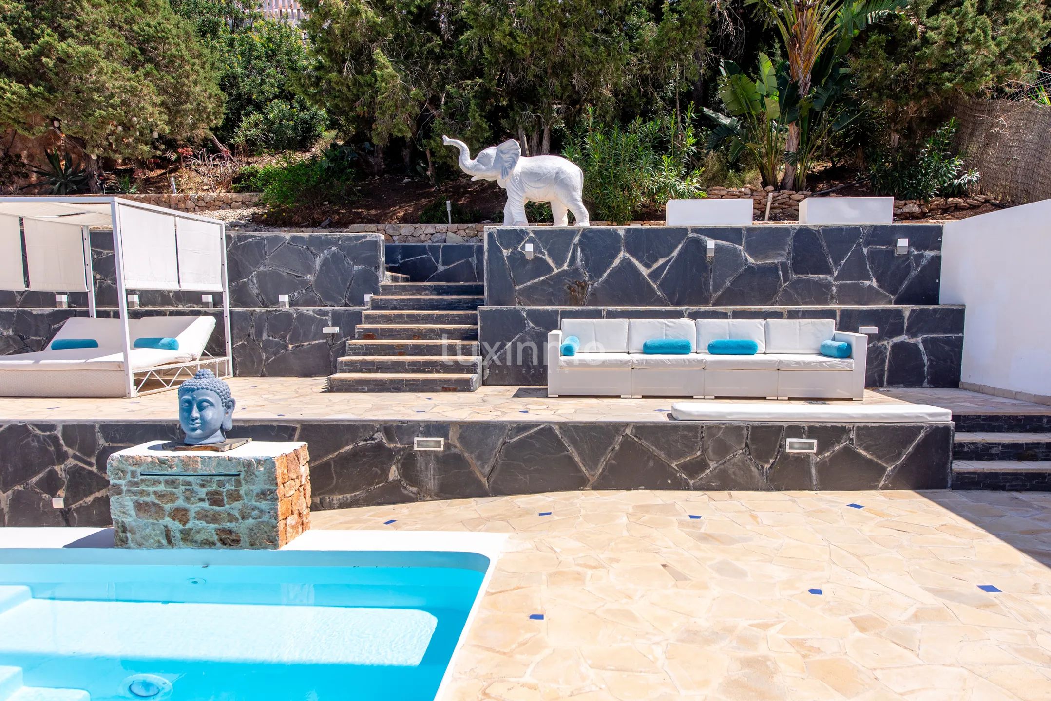 Stunning 8-bedroom mediterranean villa with sea view — photo 11