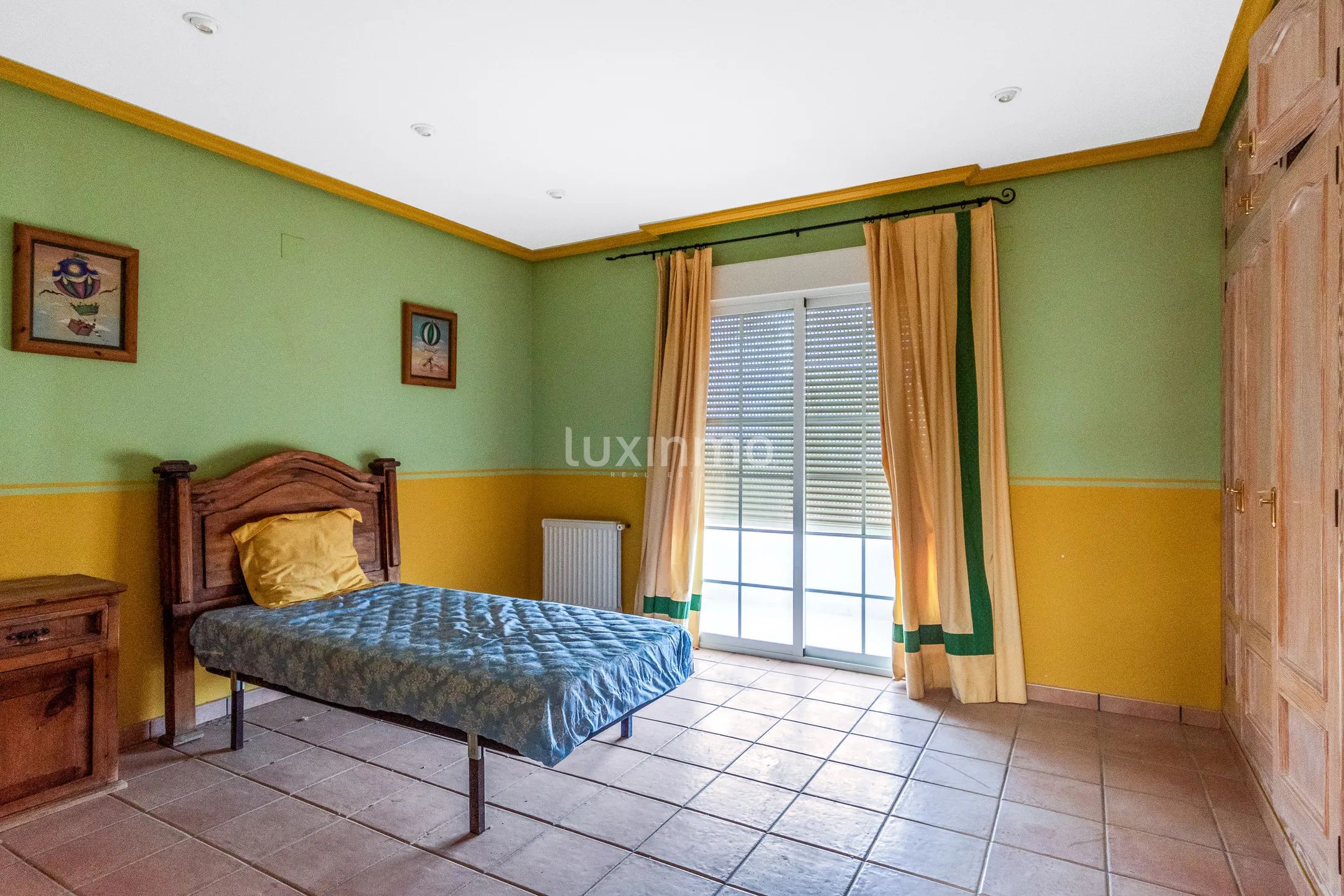 Chalet en venta en La Nucia con vistas al mar y montaña — photo 22