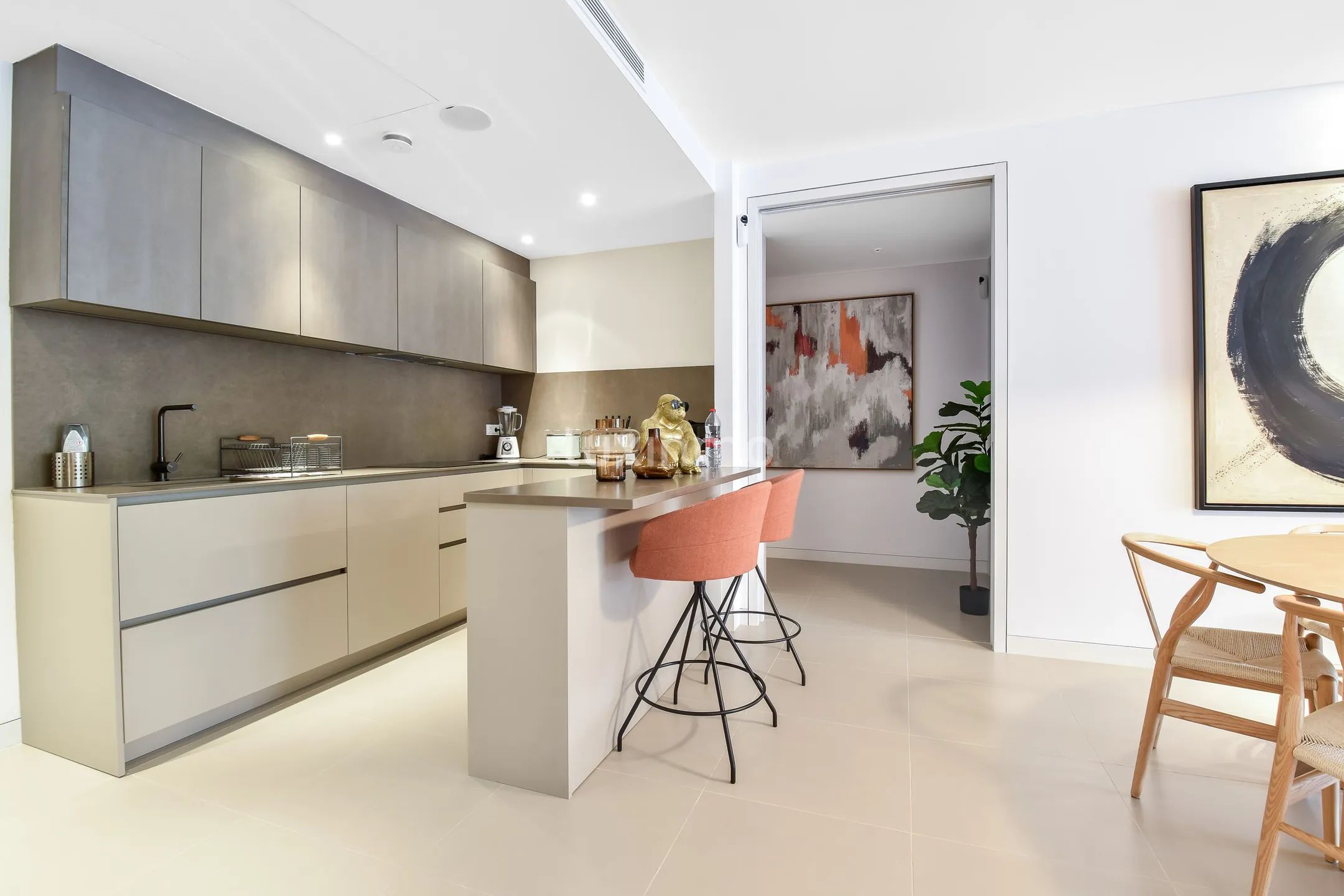 Modern ground floor luxury apartment with sea views in Talamanca — photo 14