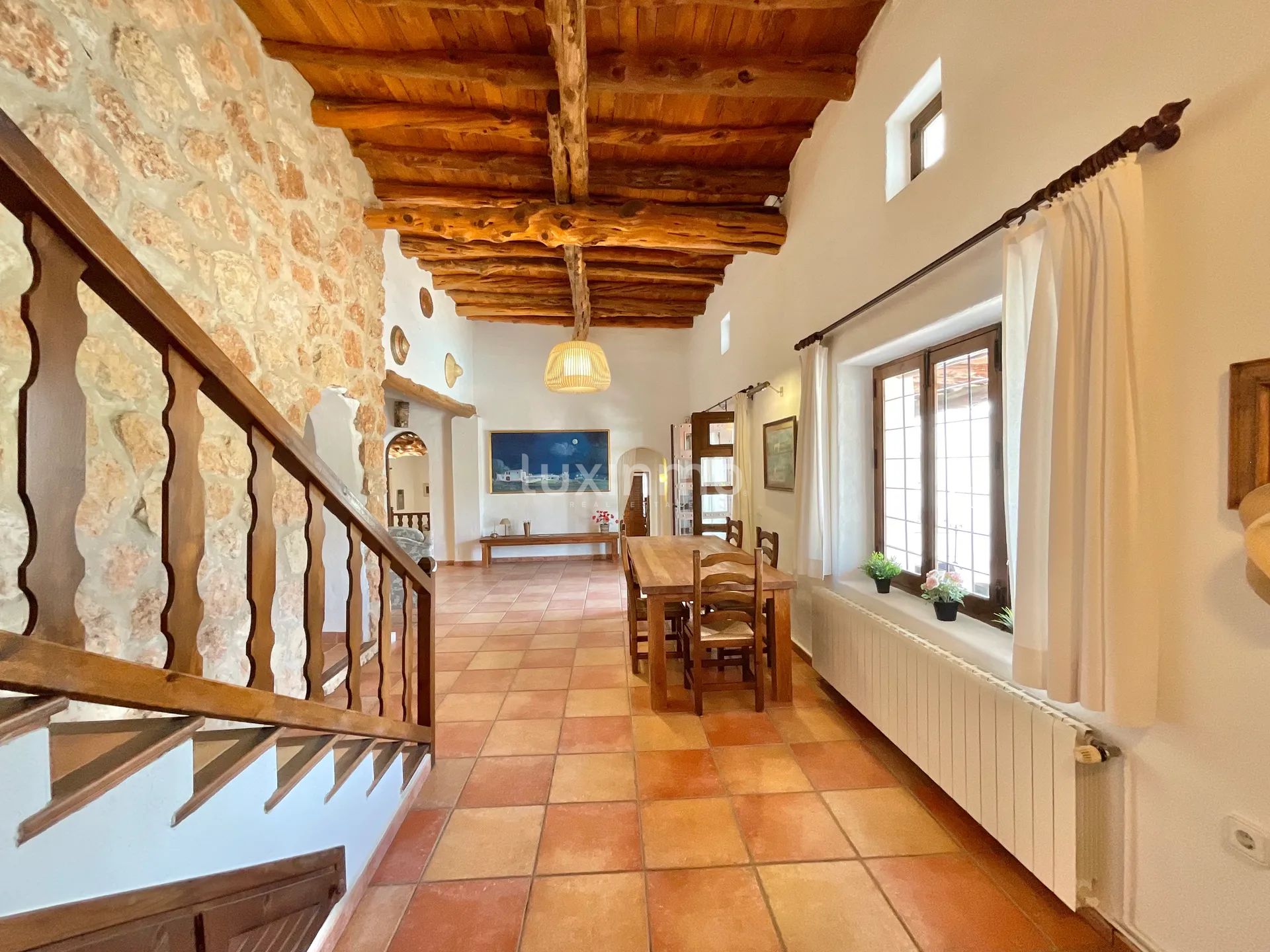 Sjarmerende Ibicenco-villa i pittoresk dal nær golfbanen Roca Llisa — photo 17
