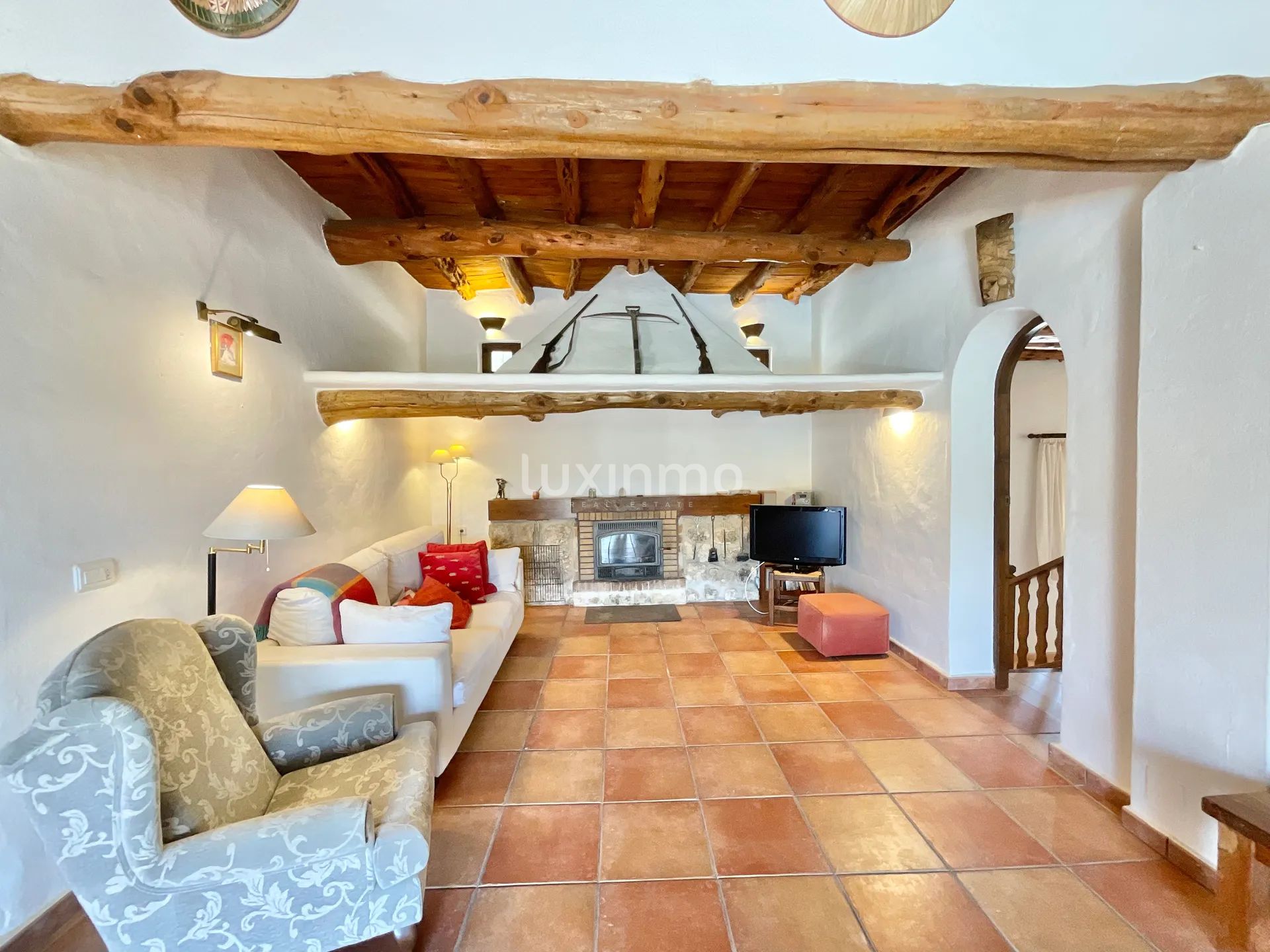 Charmante Ibicenco Villa im malerischen Tal in der Nähe des Golfplatzes von Roca Llisa — photo 12