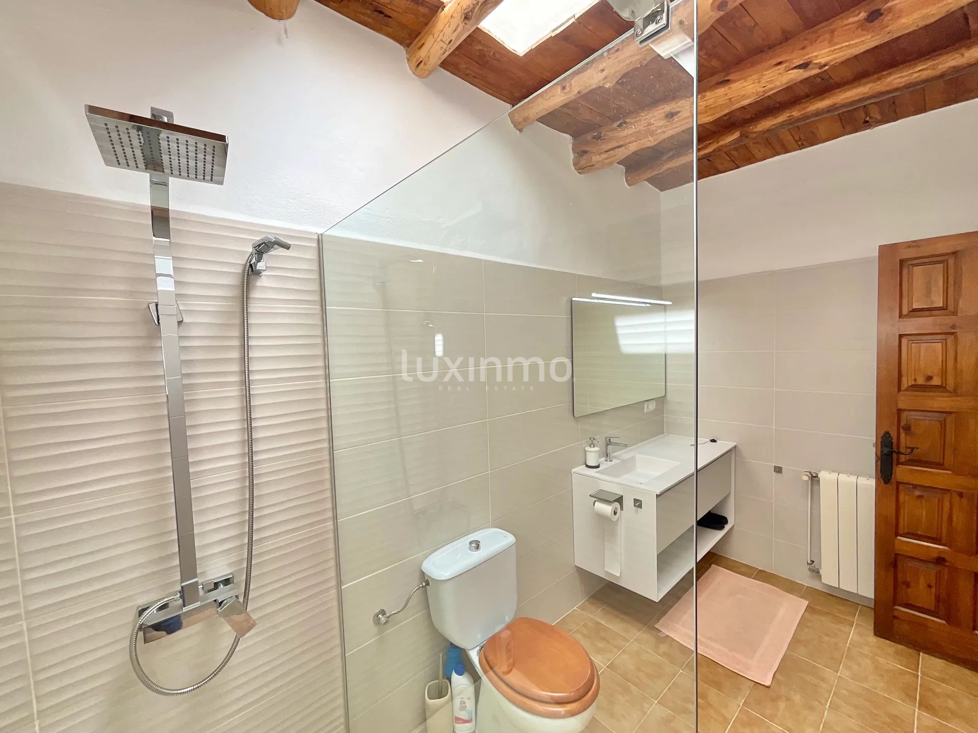 Charmante Ibicenco Villa im malerischen Tal in der Nähe des Golfplatzes von Roca Llisa — photo 42