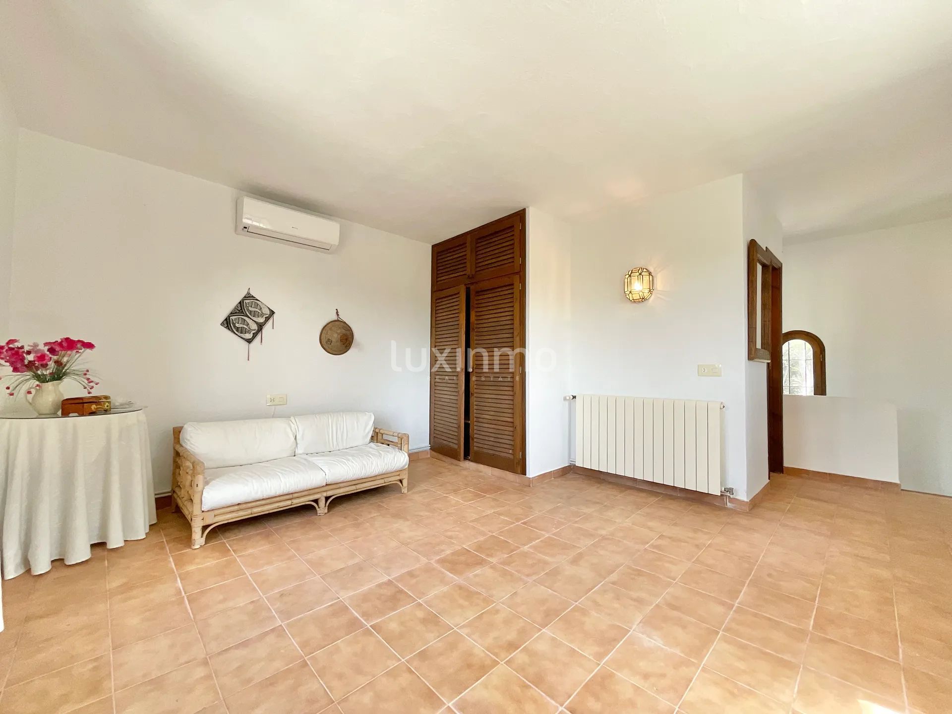 Charmante Ibicenco Villa im malerischen Tal in der Nähe des Golfplatzes von Roca Llisa — photo 43