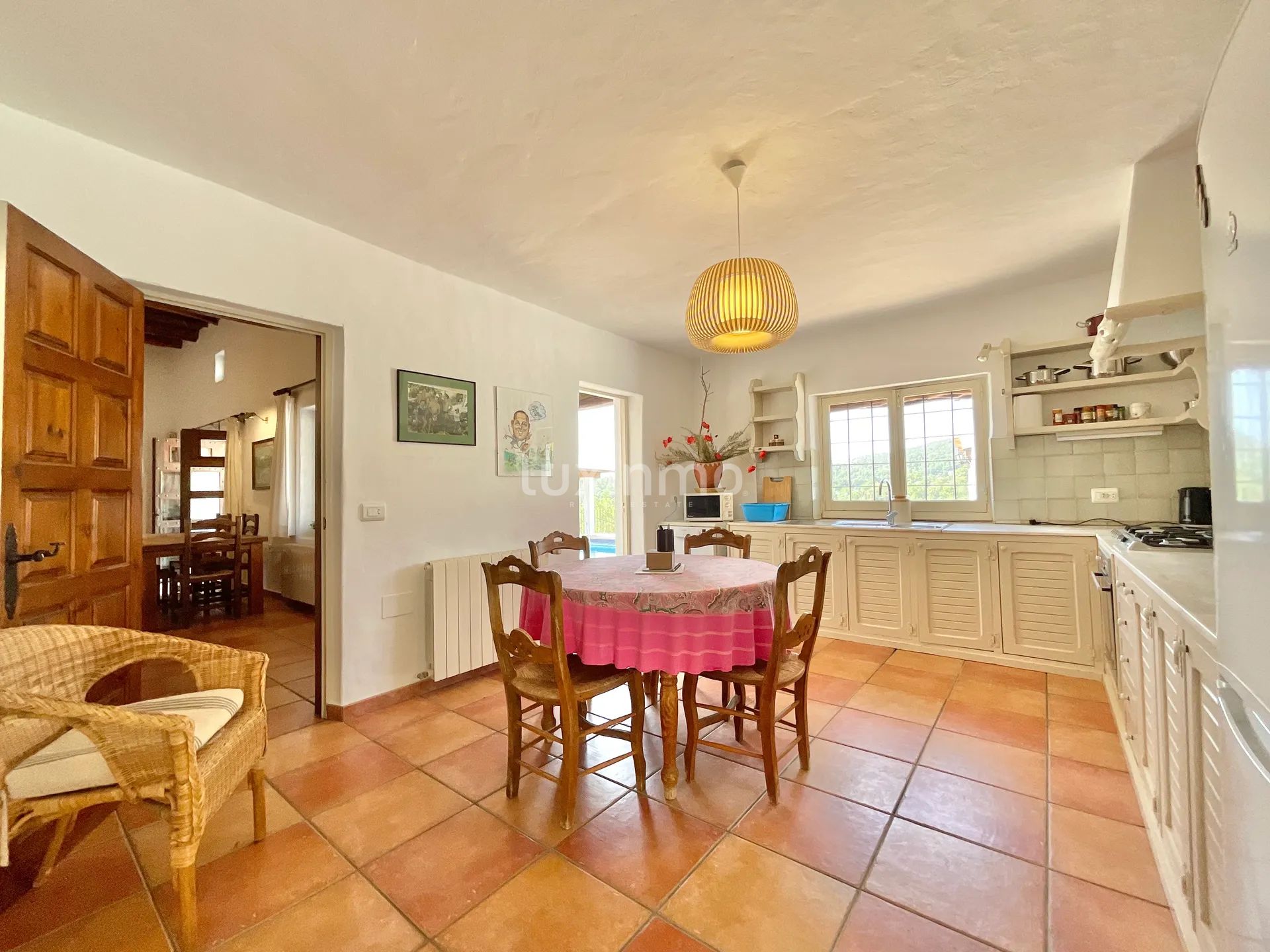 Charmante Ibicenco Villa im malerischen Tal in der Nähe des Golfplatzes von Roca Llisa — photo 26