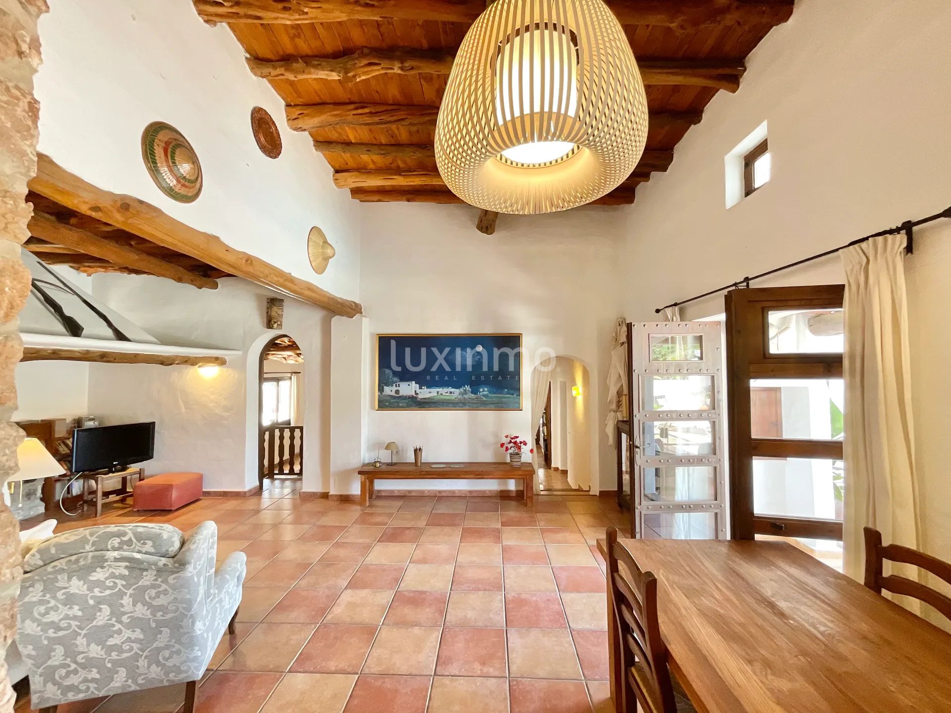 Charmante Ibicenco Villa im malerischen Tal in der Nähe des Golfplatzes von Roca Llisa — photo 14