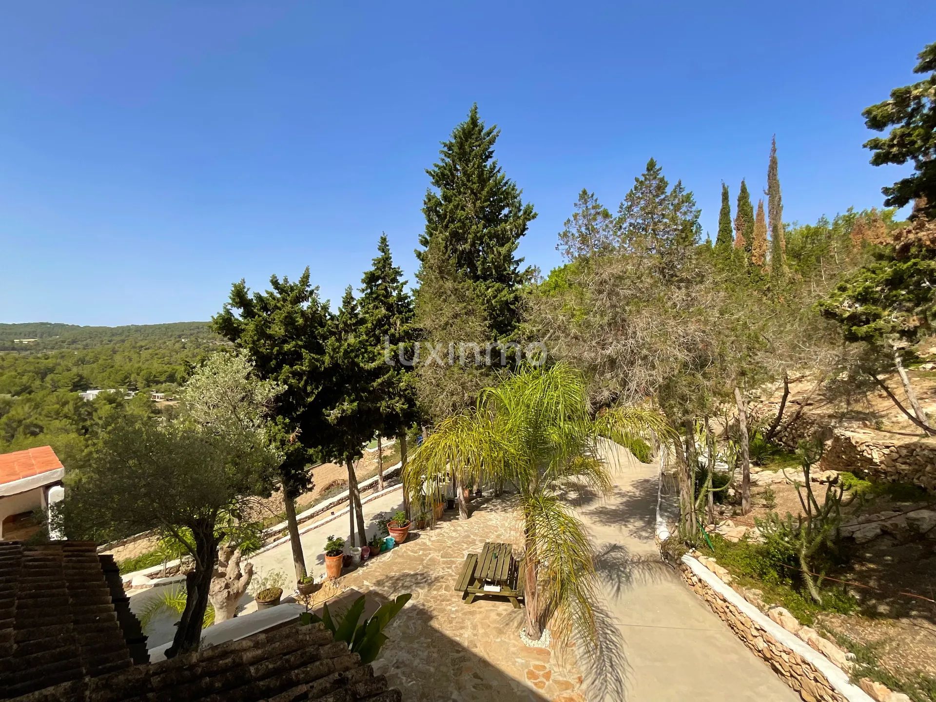 Charmante Ibicenco Villa im malerischen Tal in der Nähe des Golfplatzes von Roca Llisa — photo 50