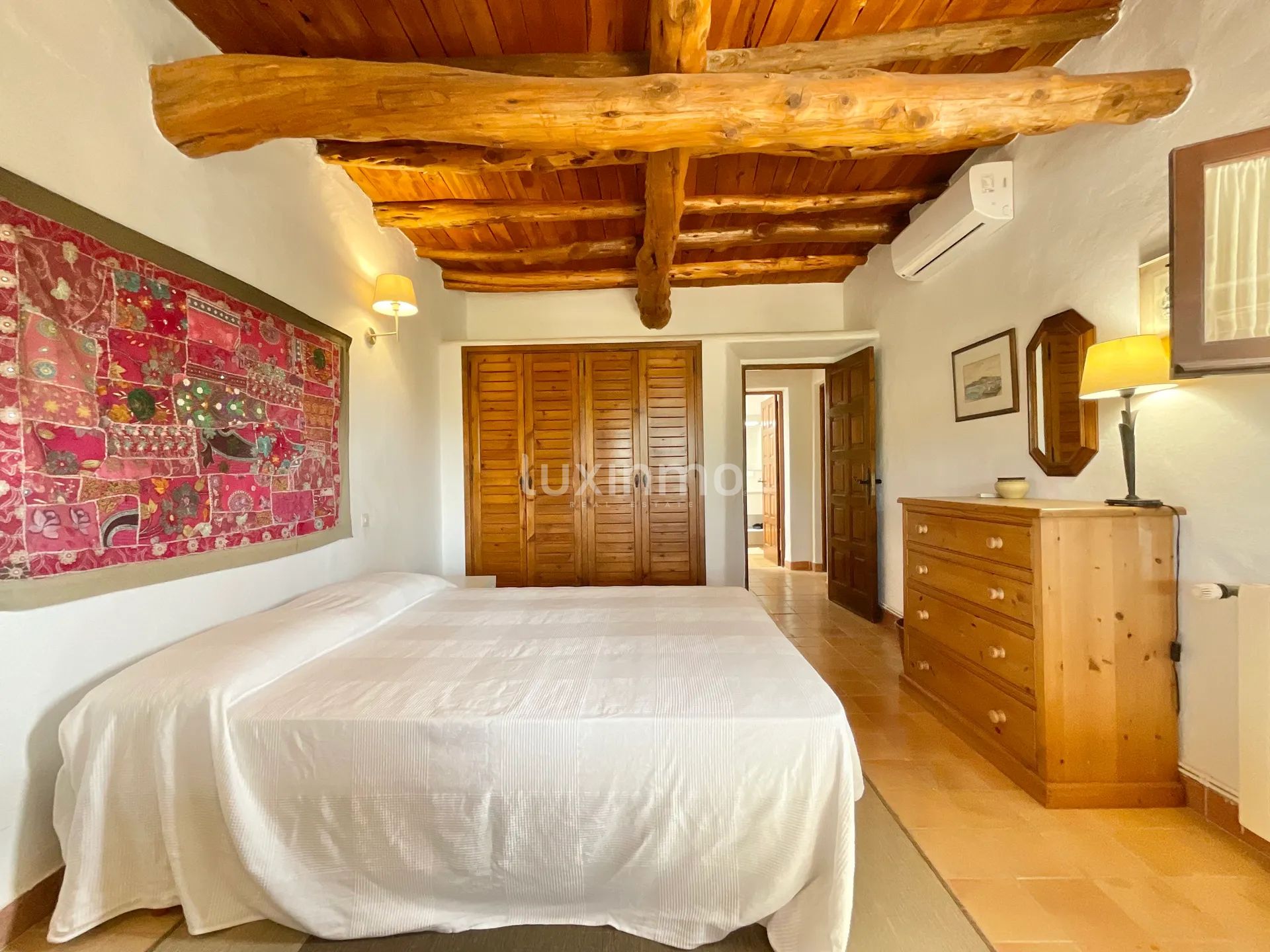 Charmante Ibicenco Villa im malerischen Tal in der Nähe des Golfplatzes von Roca Llisa — photo 39