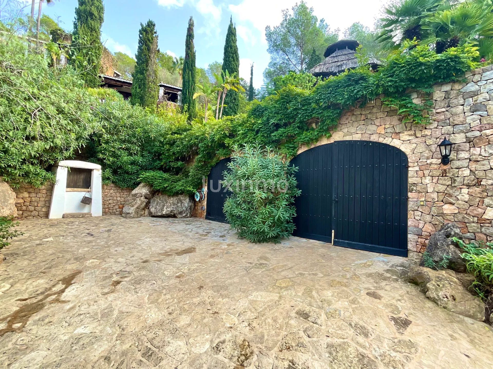 Charmigt hus i bohemisk stil i den mycket fridfulla Morna-dalen på Ibiza — photo 11