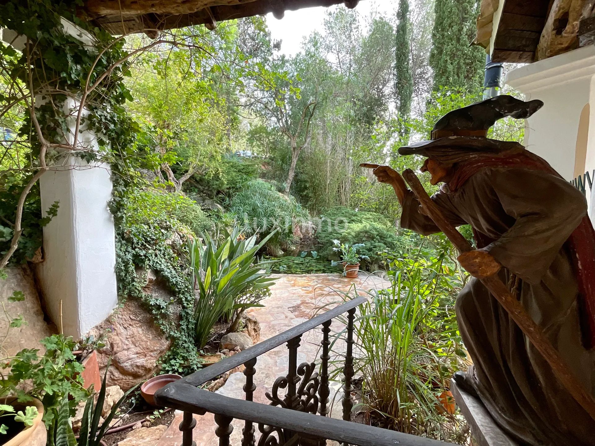 Charmigt hus i bohemisk stil i den mycket fridfulla Morna-dalen på Ibiza — photo 97