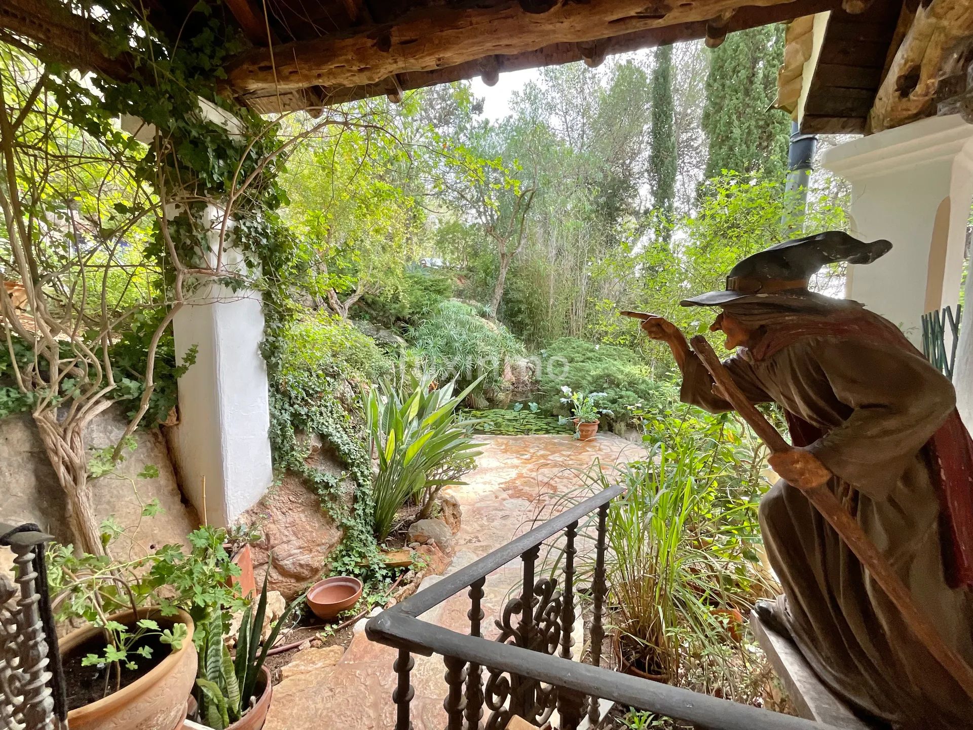 Sjarmerende hus i bohemsk stil i den svært rolige Morna-dalen på Ibiza — photo 45