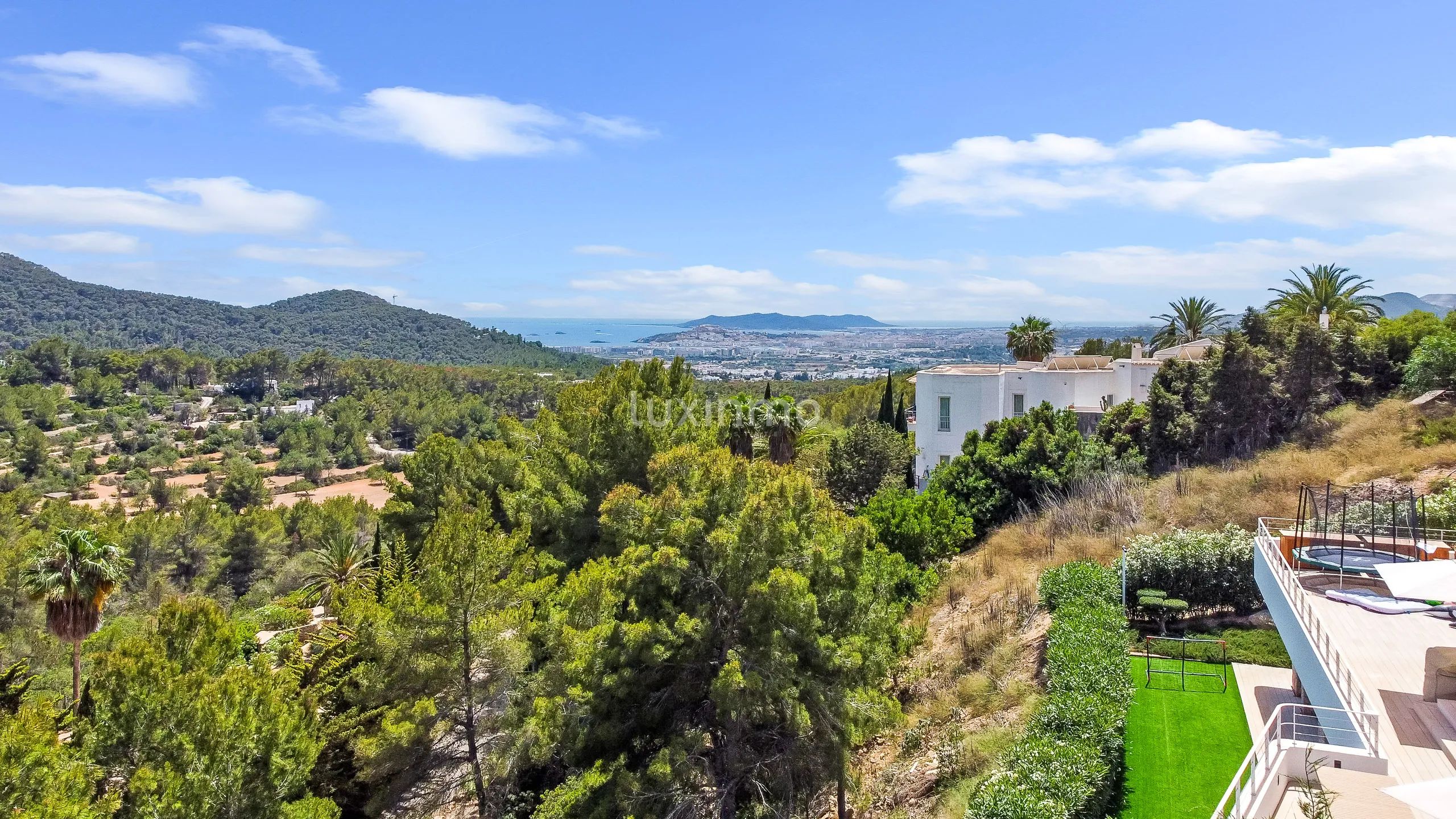 Luxury modern villa with stunning views in Can Furnet — photo 12