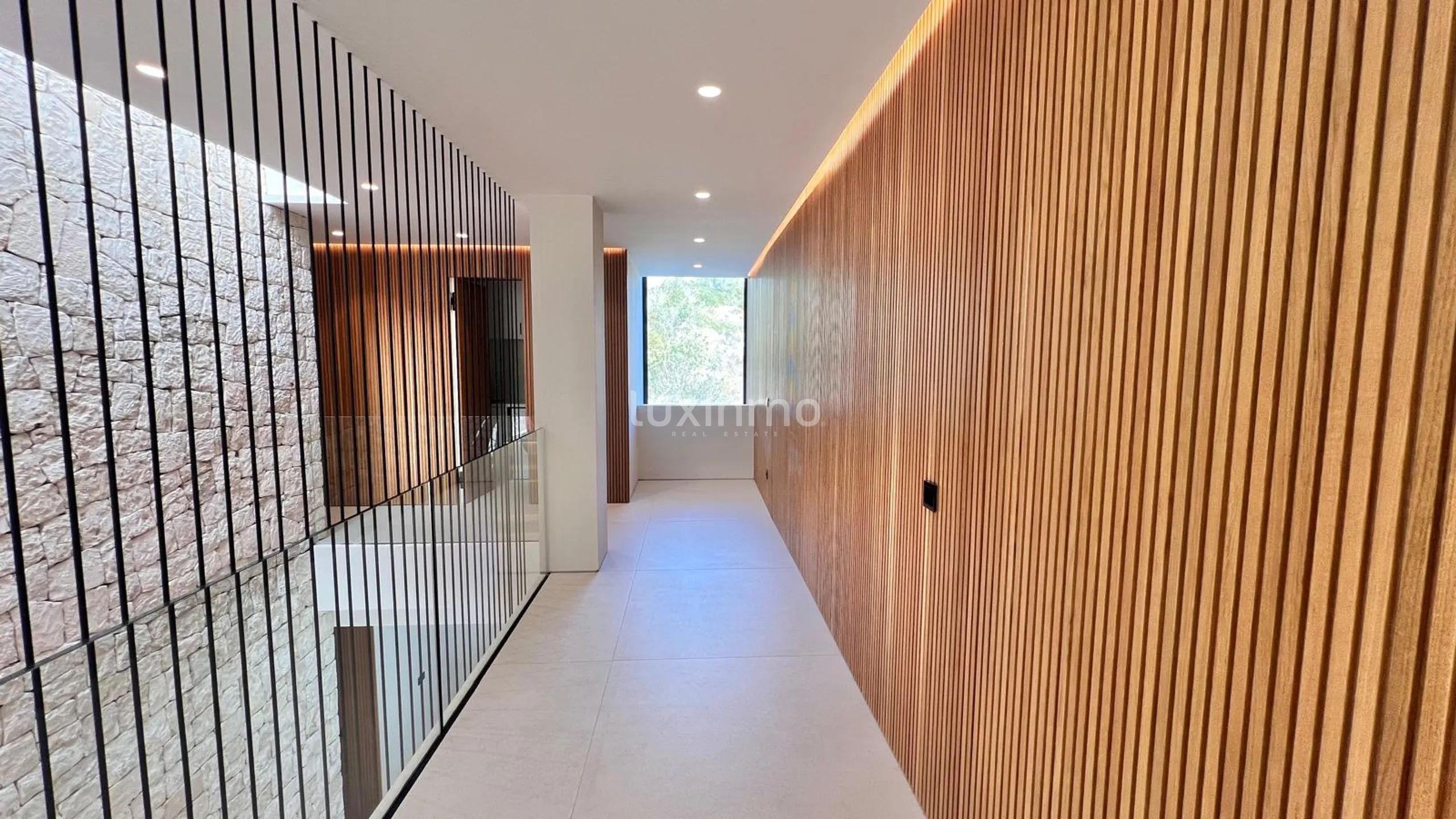 Moderne Luxusvilla mit atemberaubender Aussicht in Can Furnet — photo 67