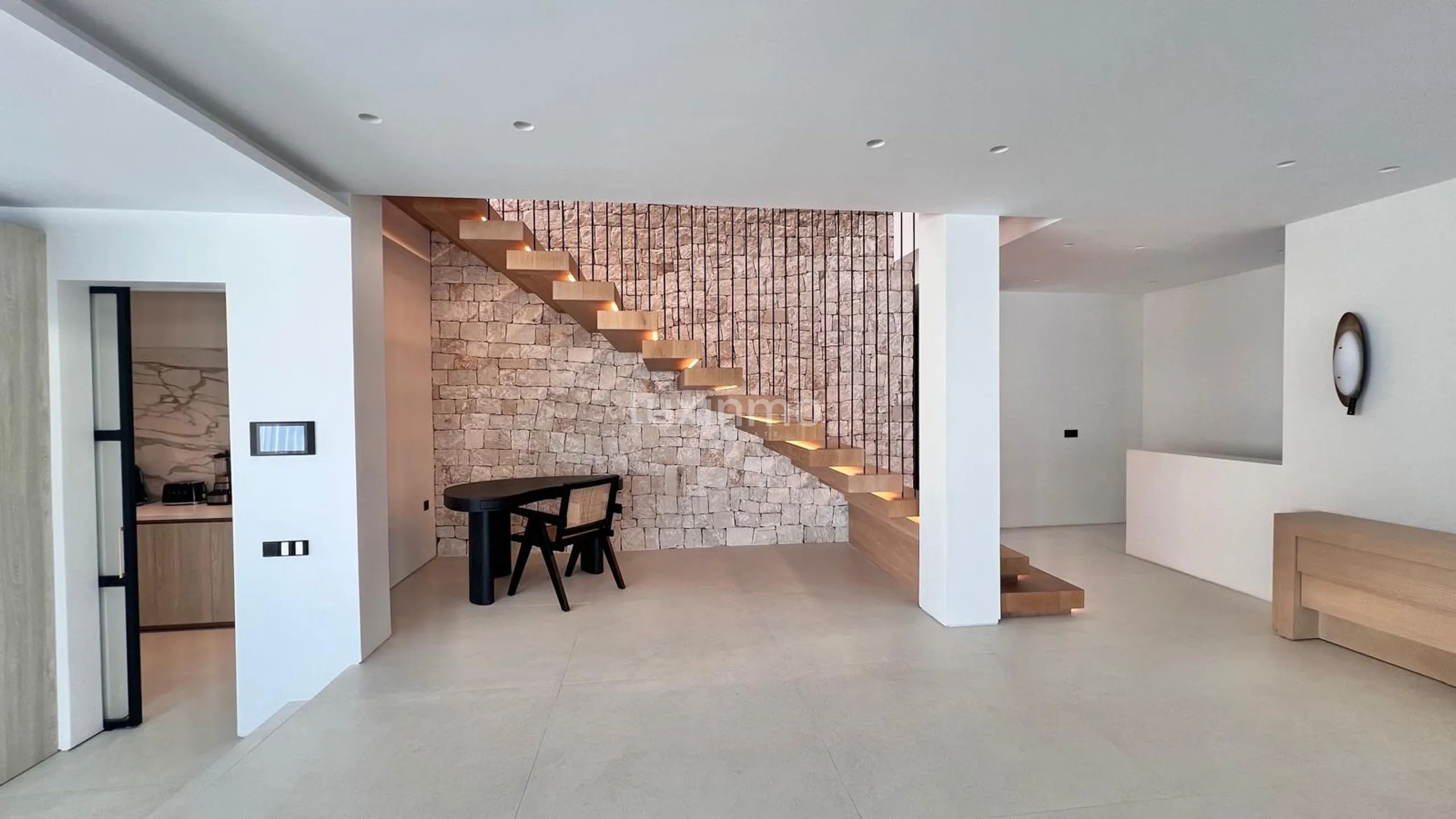 Moderne Luxusvilla mit atemberaubender Aussicht in Can Furnet — photo 62