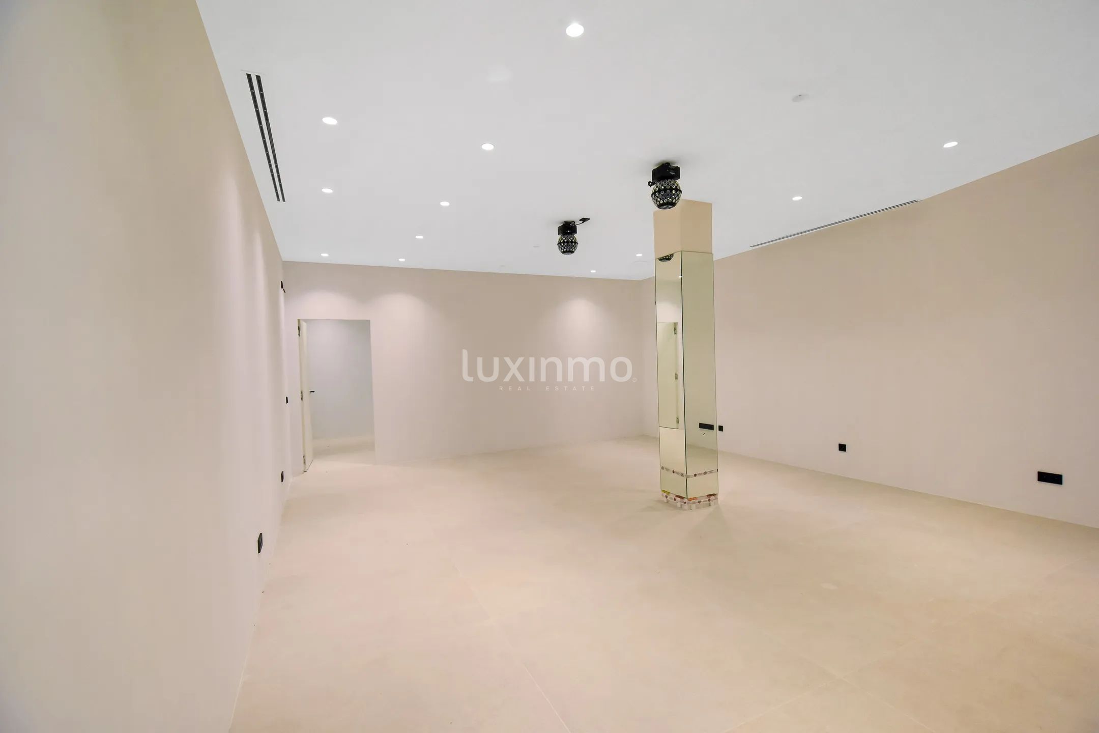 Moderne Luxusvilla mit atemberaubender Aussicht in Can Furnet — photo 49