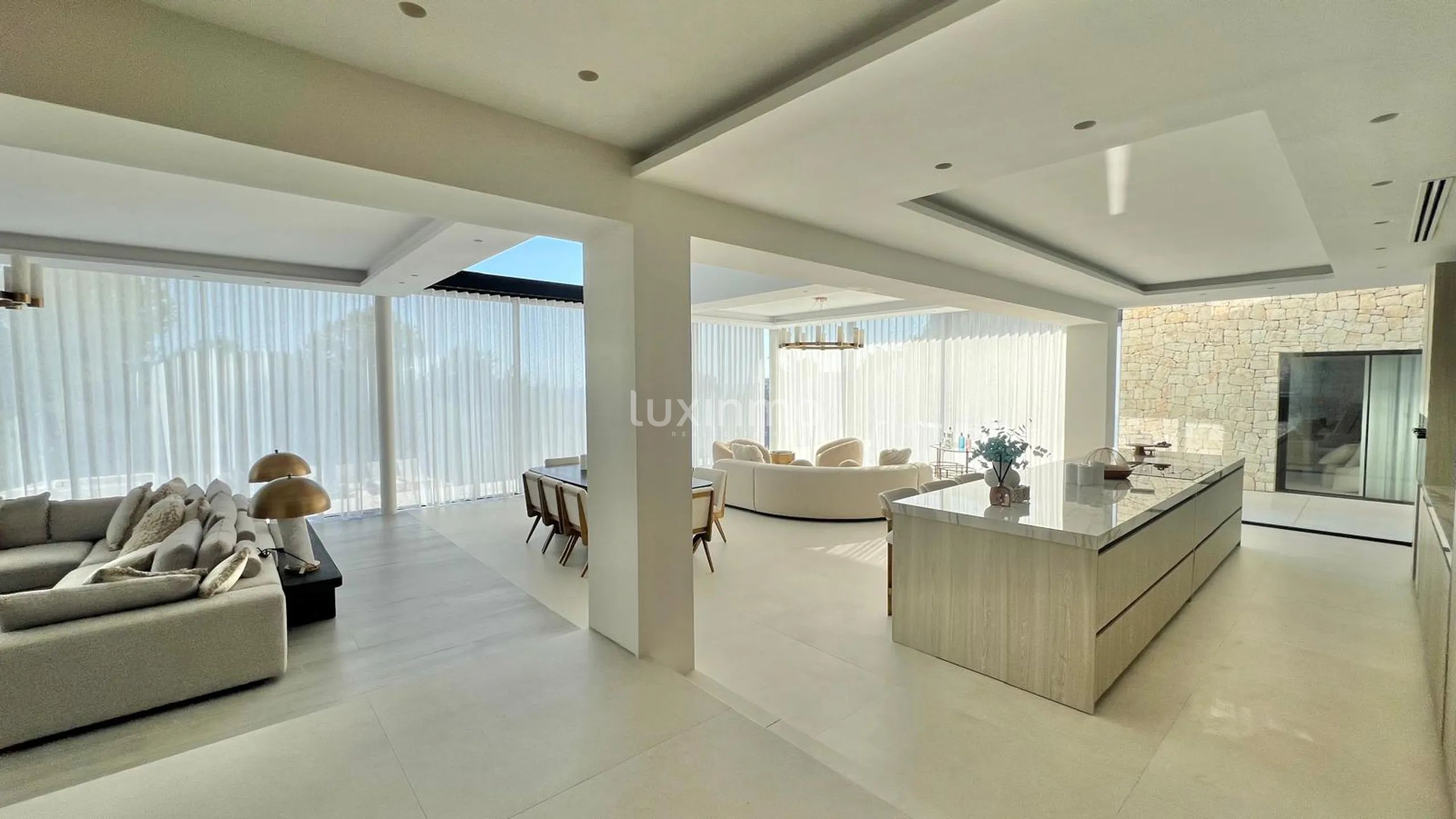 Moderne Luxusvilla mit atemberaubender Aussicht in Can Furnet — photo 60