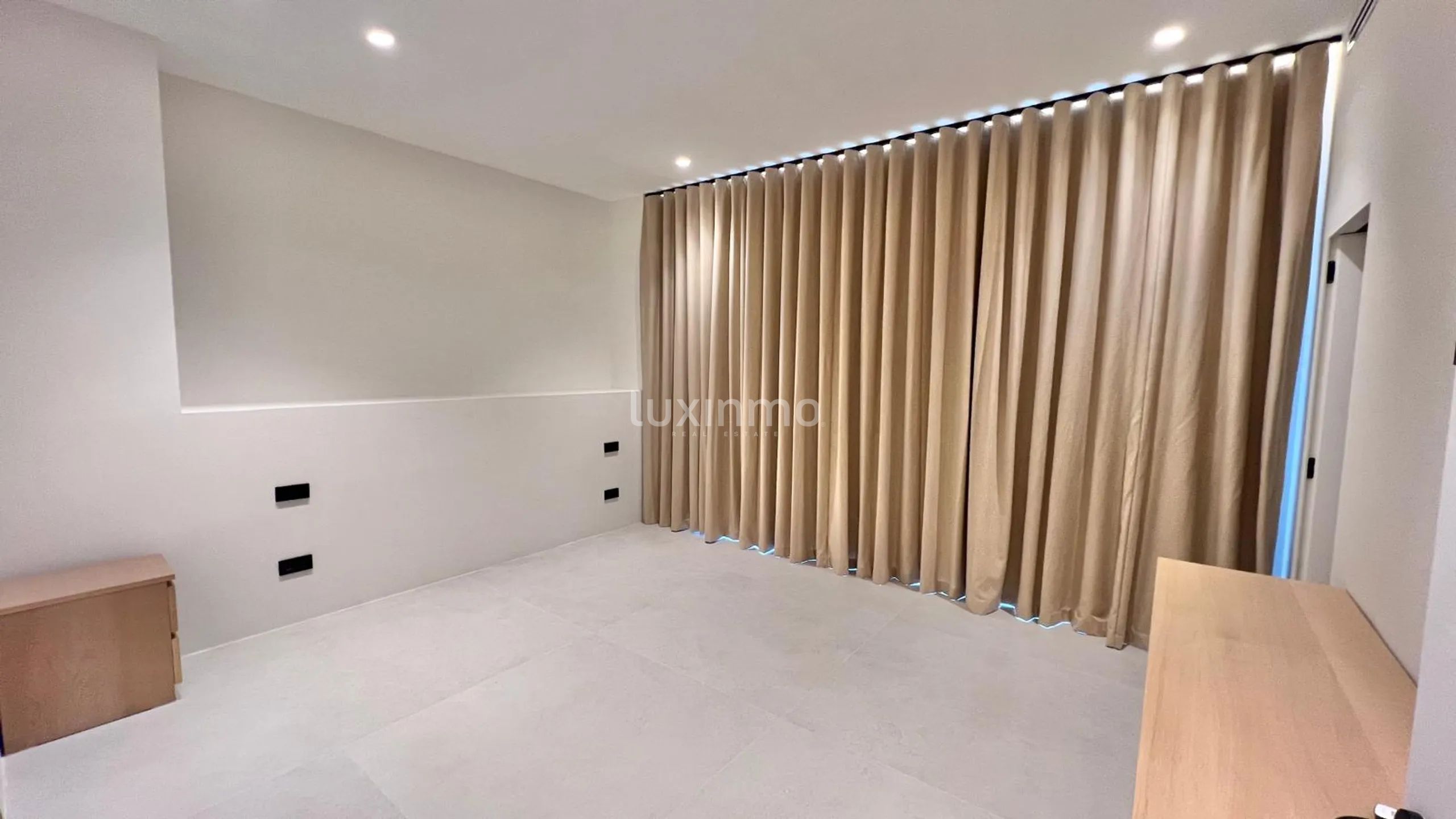 Moderne Luxusvilla mit atemberaubender Aussicht in Can Furnet — photo 65