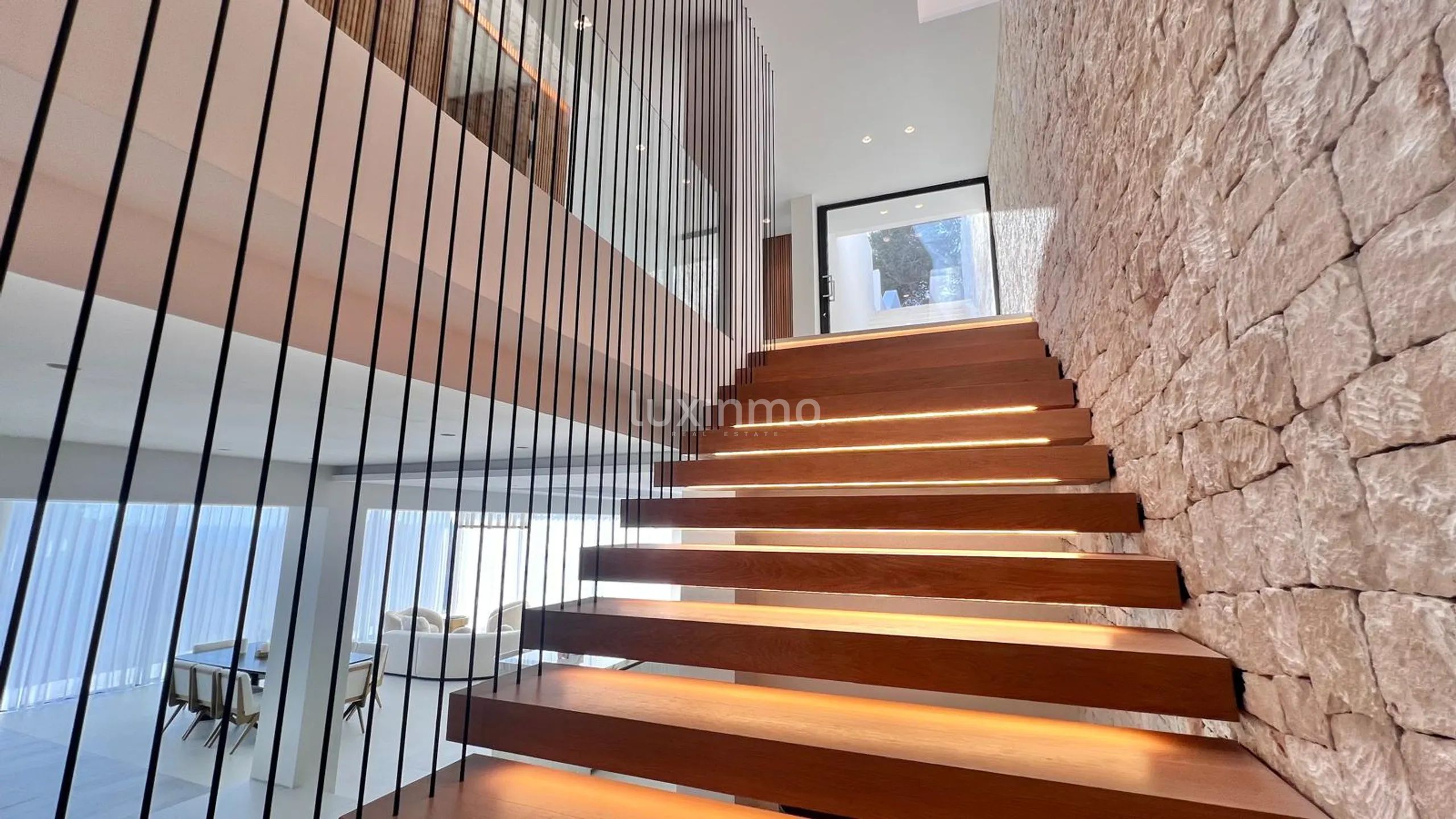 Moderne Luxusvilla mit atemberaubender Aussicht in Can Furnet — photo 69