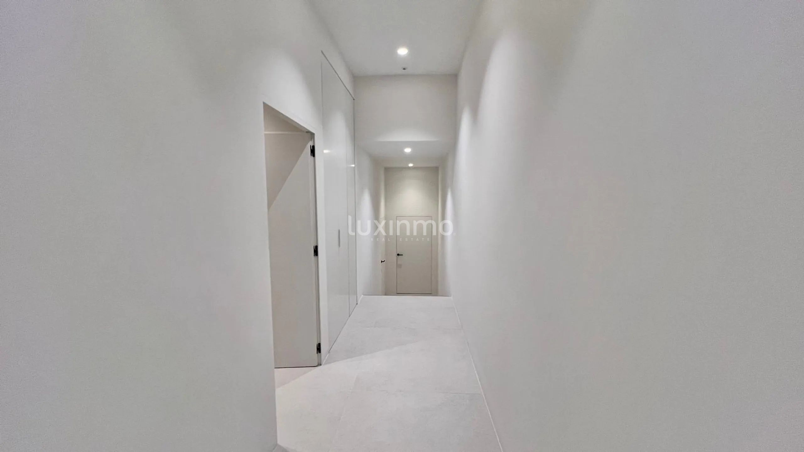 Moderne Luxusvilla mit atemberaubender Aussicht in Can Furnet — photo 64