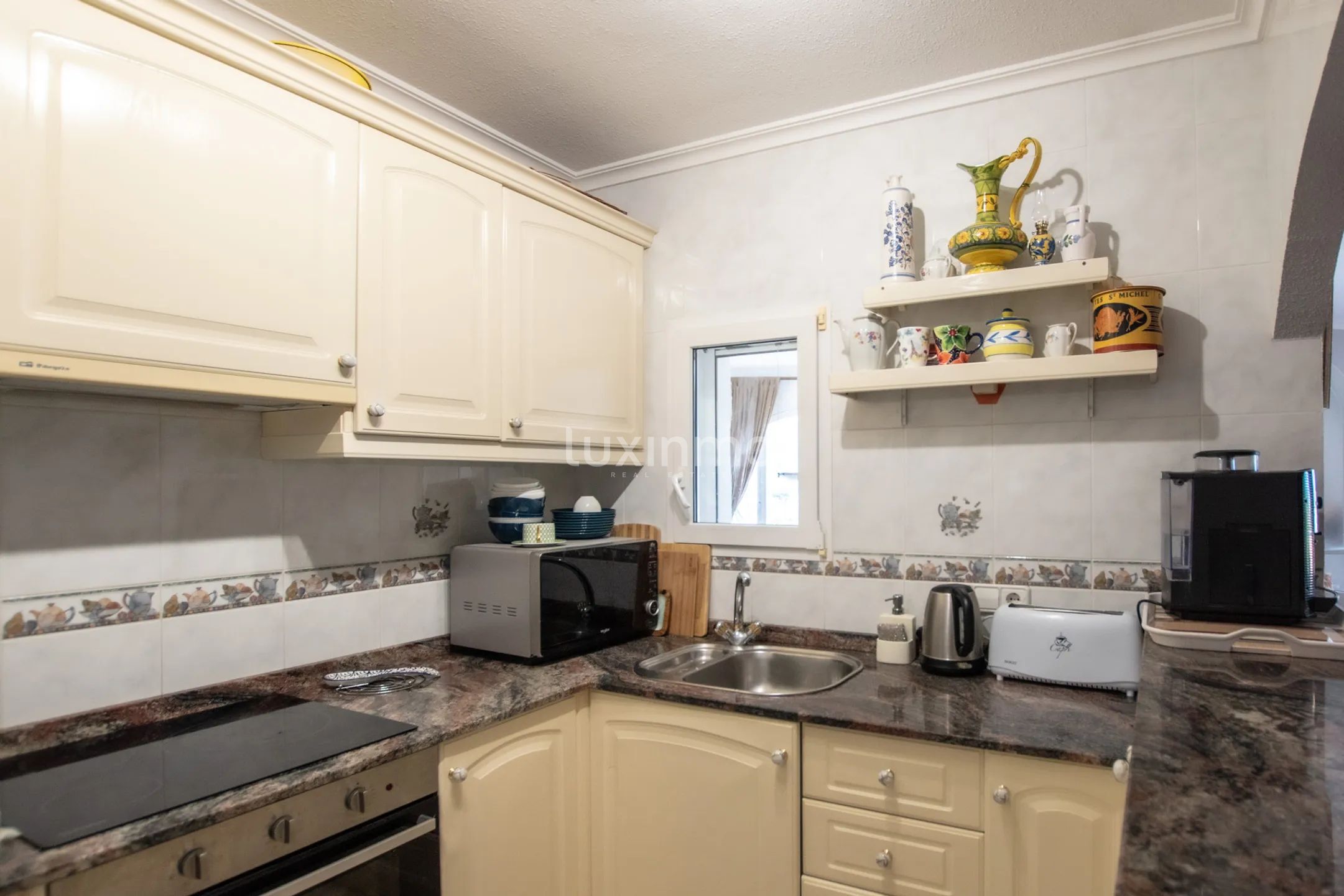 House with stunning sea views for sale in Calpe — photo 16