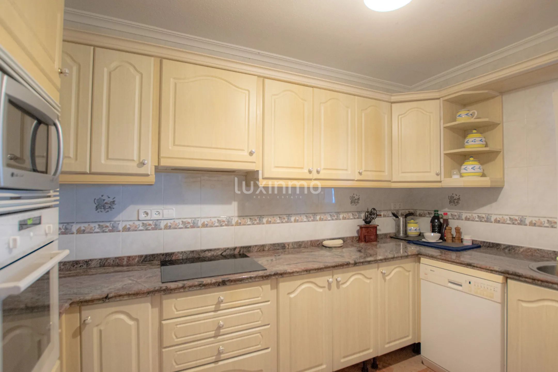 Дом с потрясающим видом на море на продажу в Кальпе — photo 27