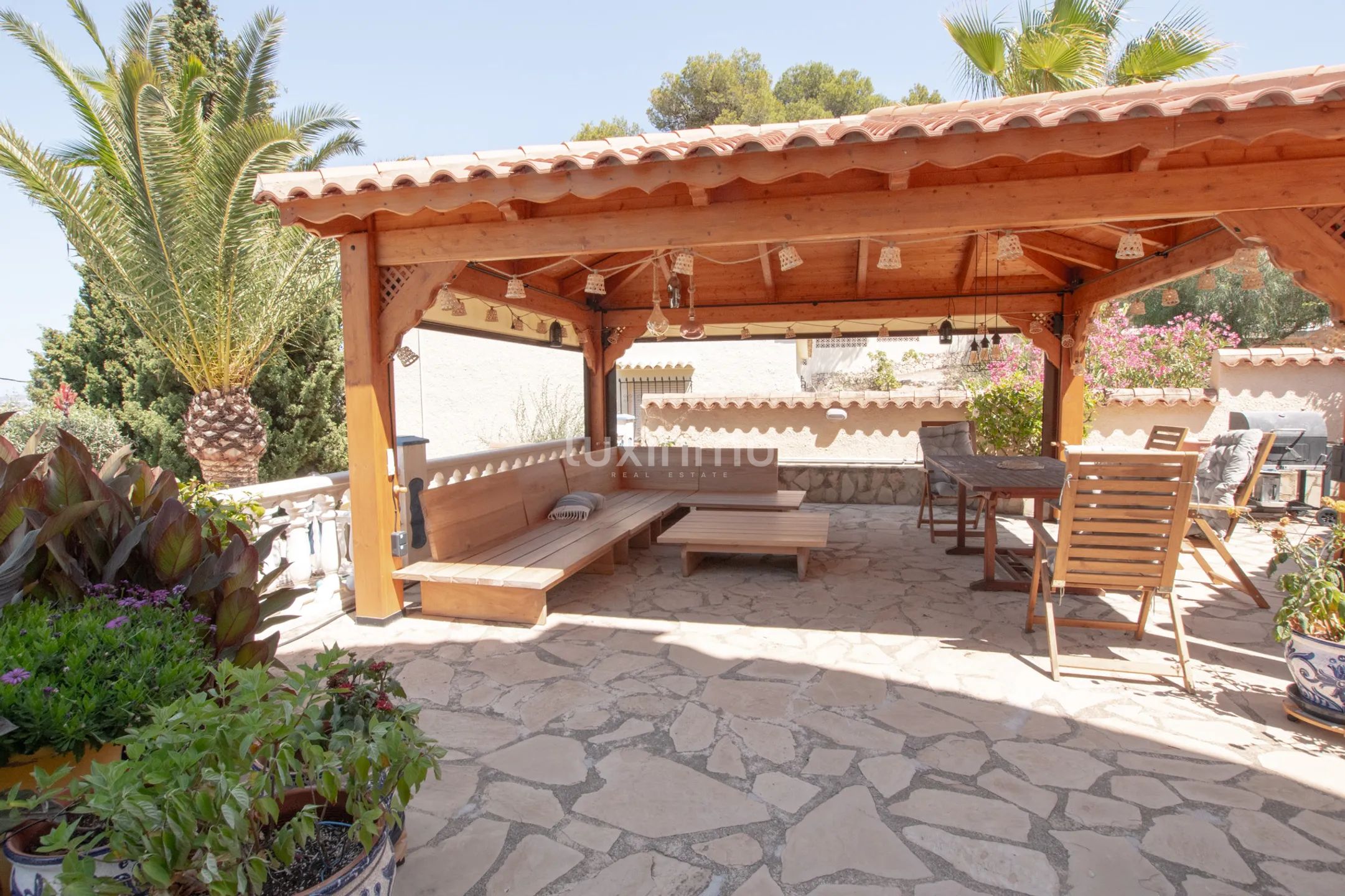 House with stunning sea views for sale in Calpe — photo 4