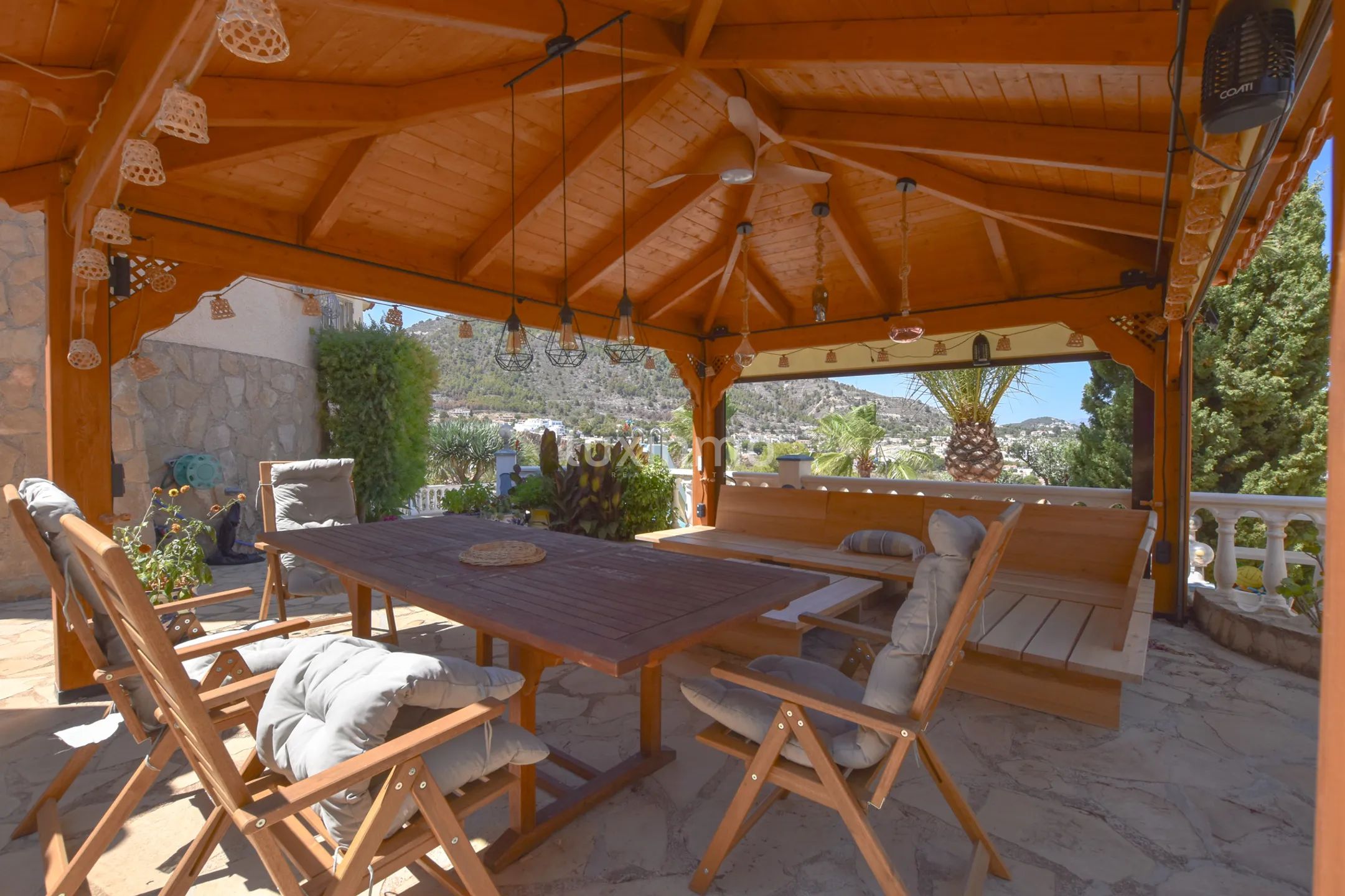 House with stunning sea views for sale in Calpe — photo 6