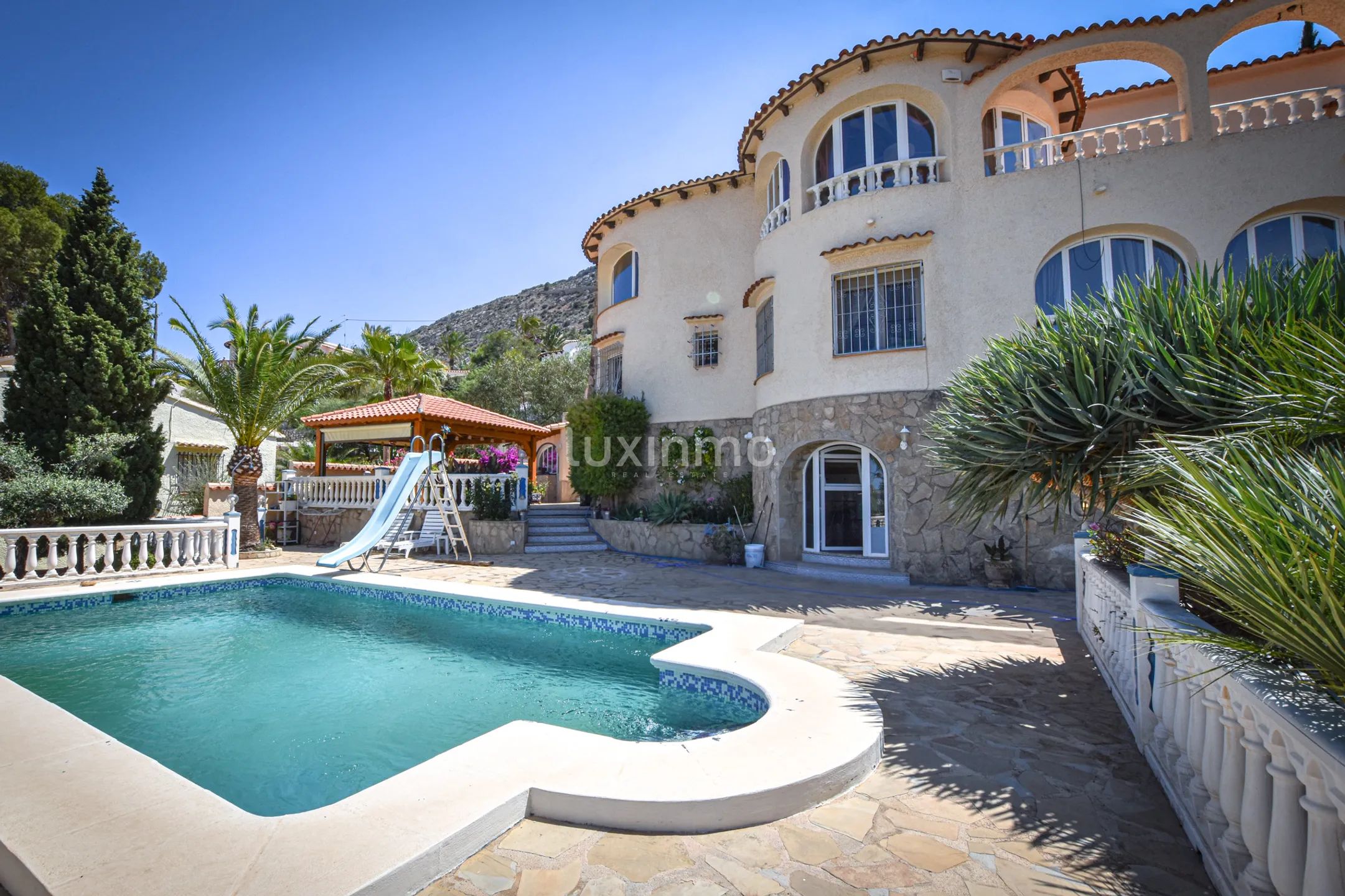 House with stunning sea views for sale in Calpe — photo 2