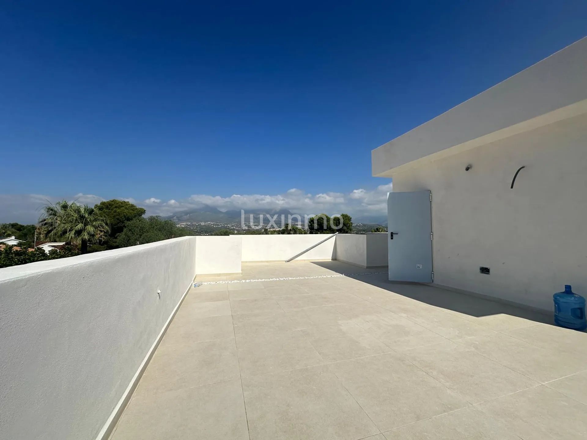 Beautiful house with pool for sale in Albir — photo 17