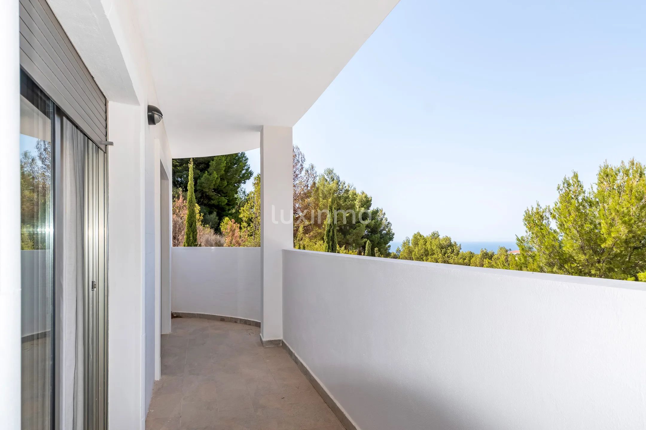 Vakker villa med svømmebasseng til leie til salgs i Altea Hills — photo 15
