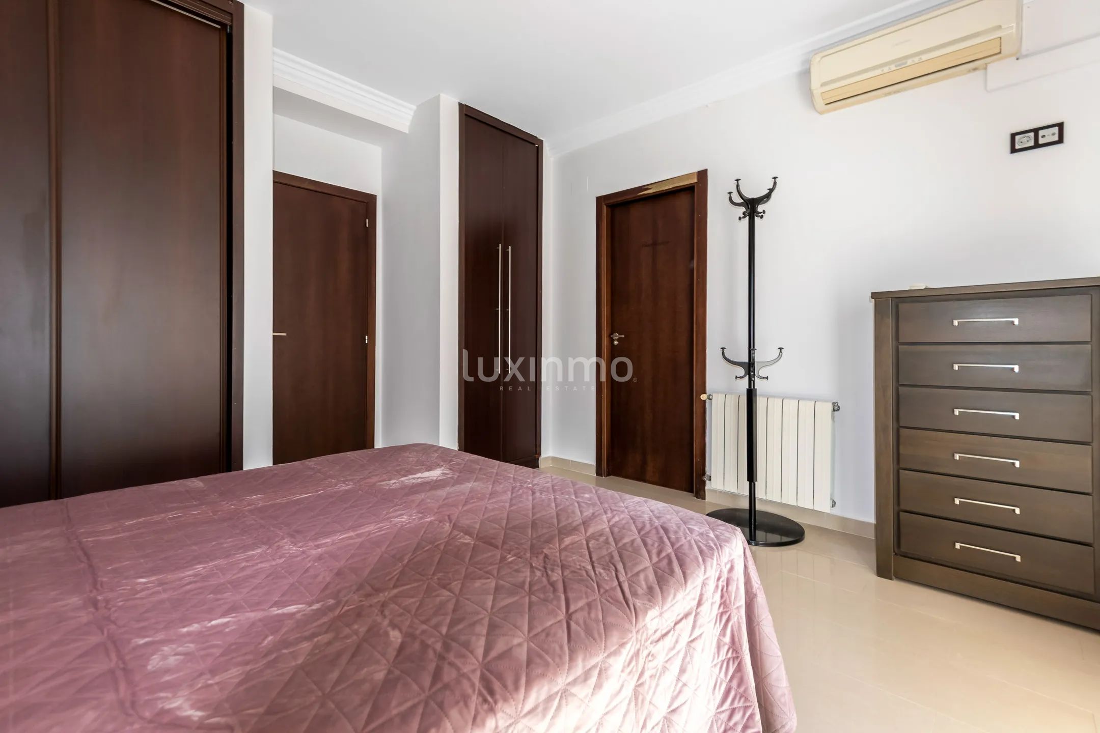 Vakker villa med svømmebasseng til leie til salgs i Altea Hills — photo 9