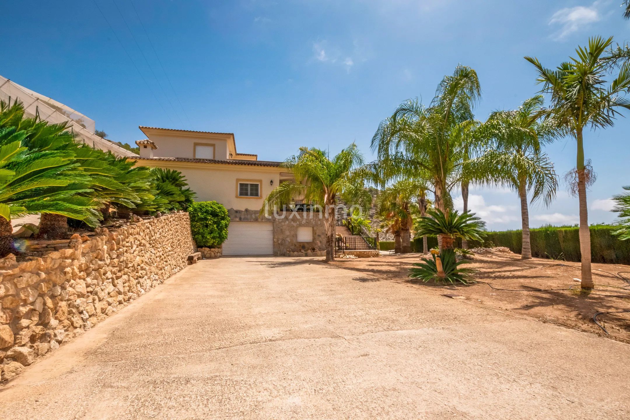 Vakker villa med svømmebasseng til salgs i Callosa — photo 37