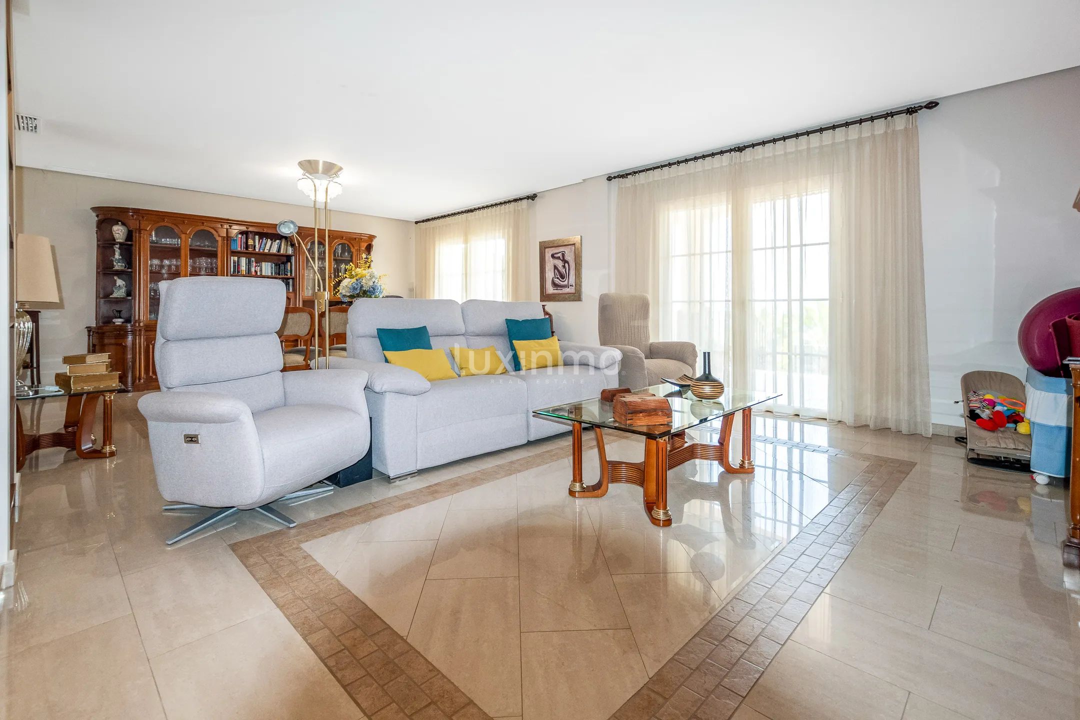 Vakker villa med svømmebasseng til salgs i Callosa — photo 15