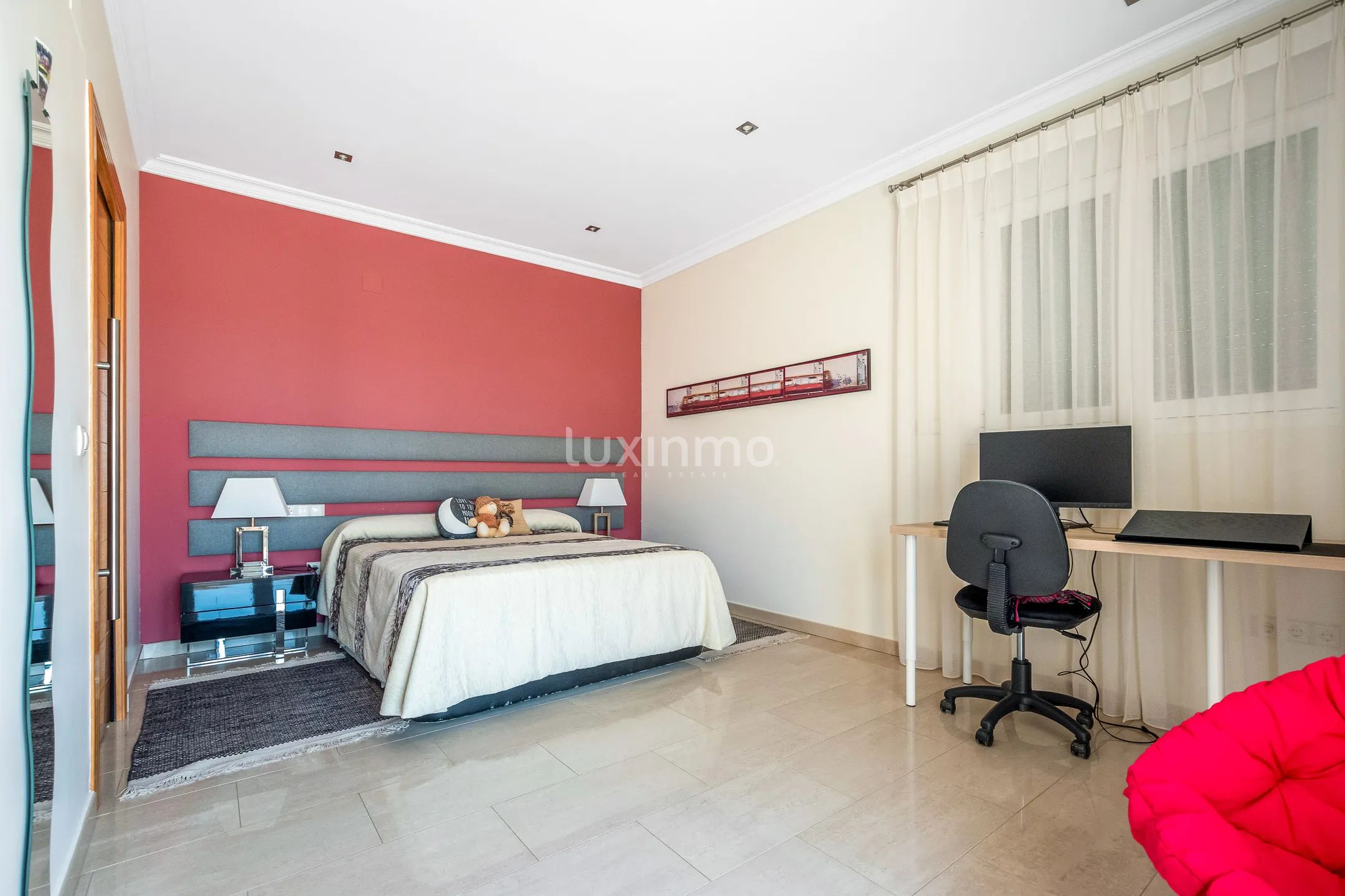 Vakker villa med svømmebasseng til salgs i Callosa — photo 27