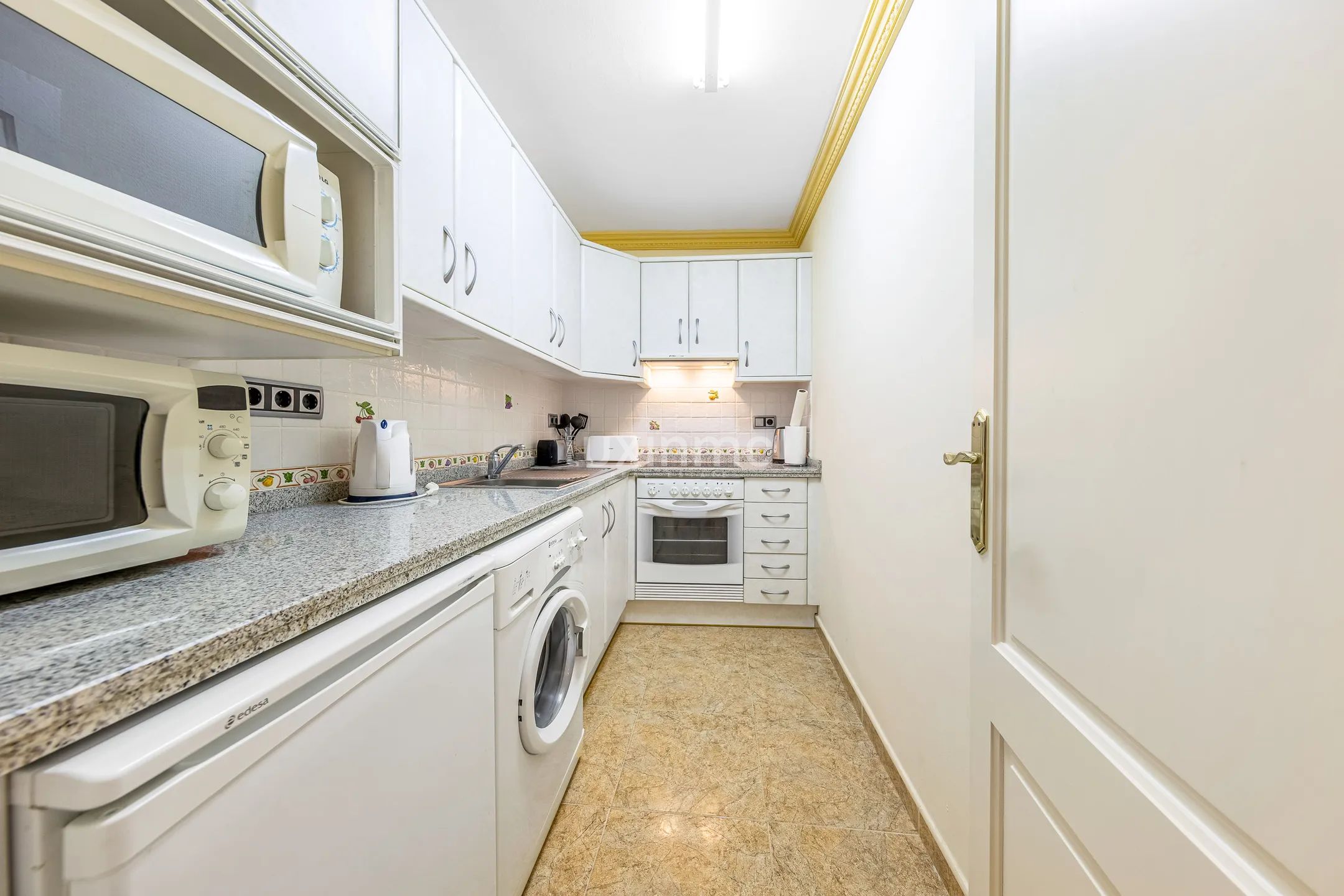 Large villa for sale in Moraira with spectacular sea views — photo 15