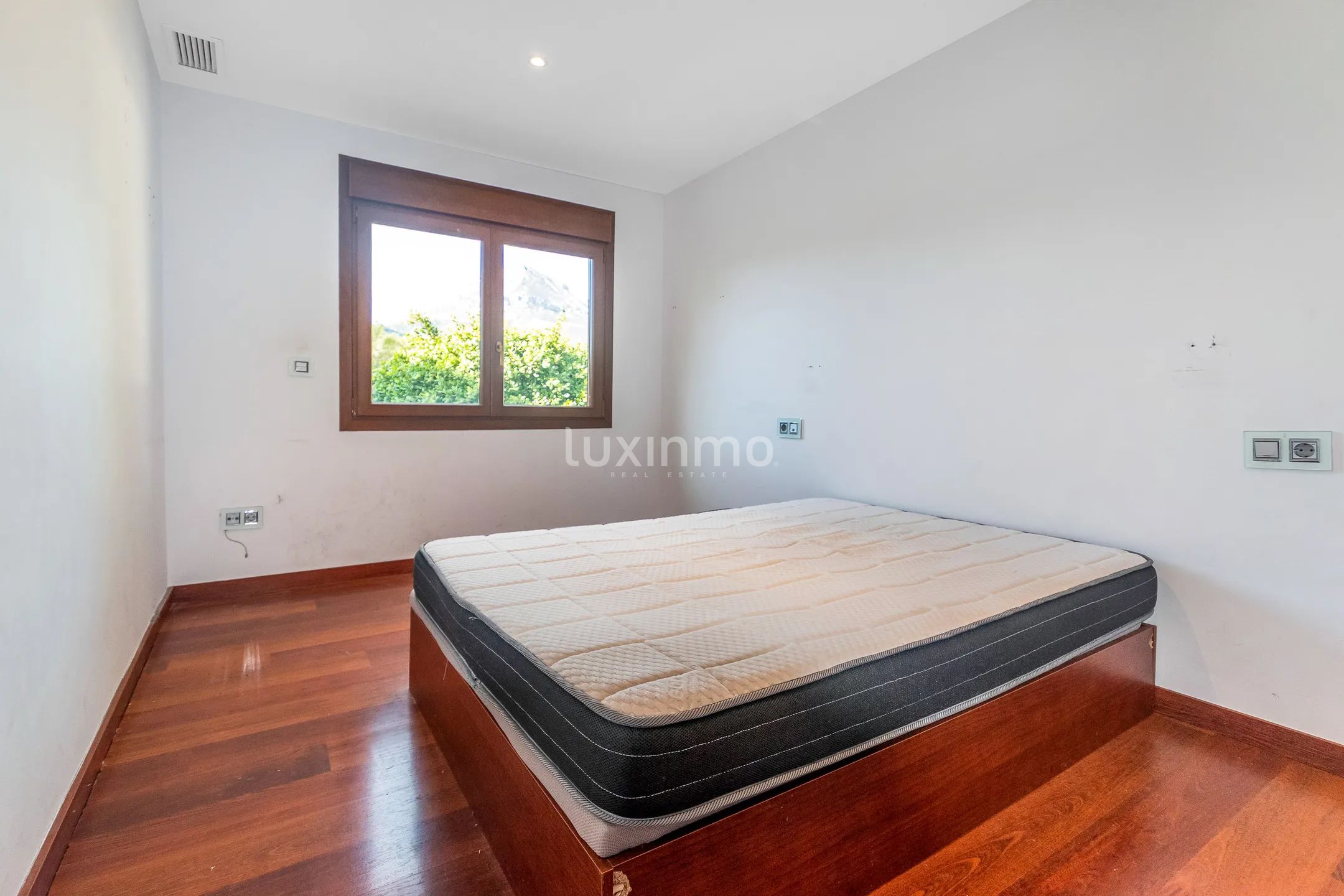 Vakker villa med svømmebasseng til salgs i la Nucia — photo 12