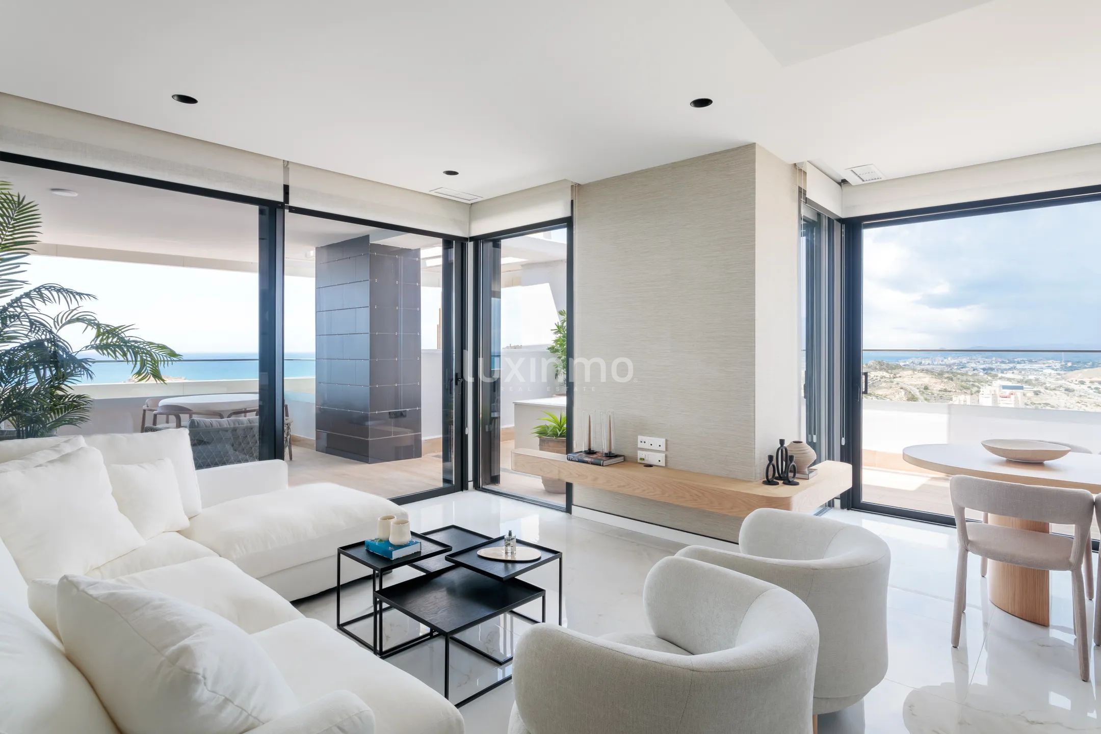 Fantastisk 3-sovrumslägenhet med havsutsikt till salu — photo 20