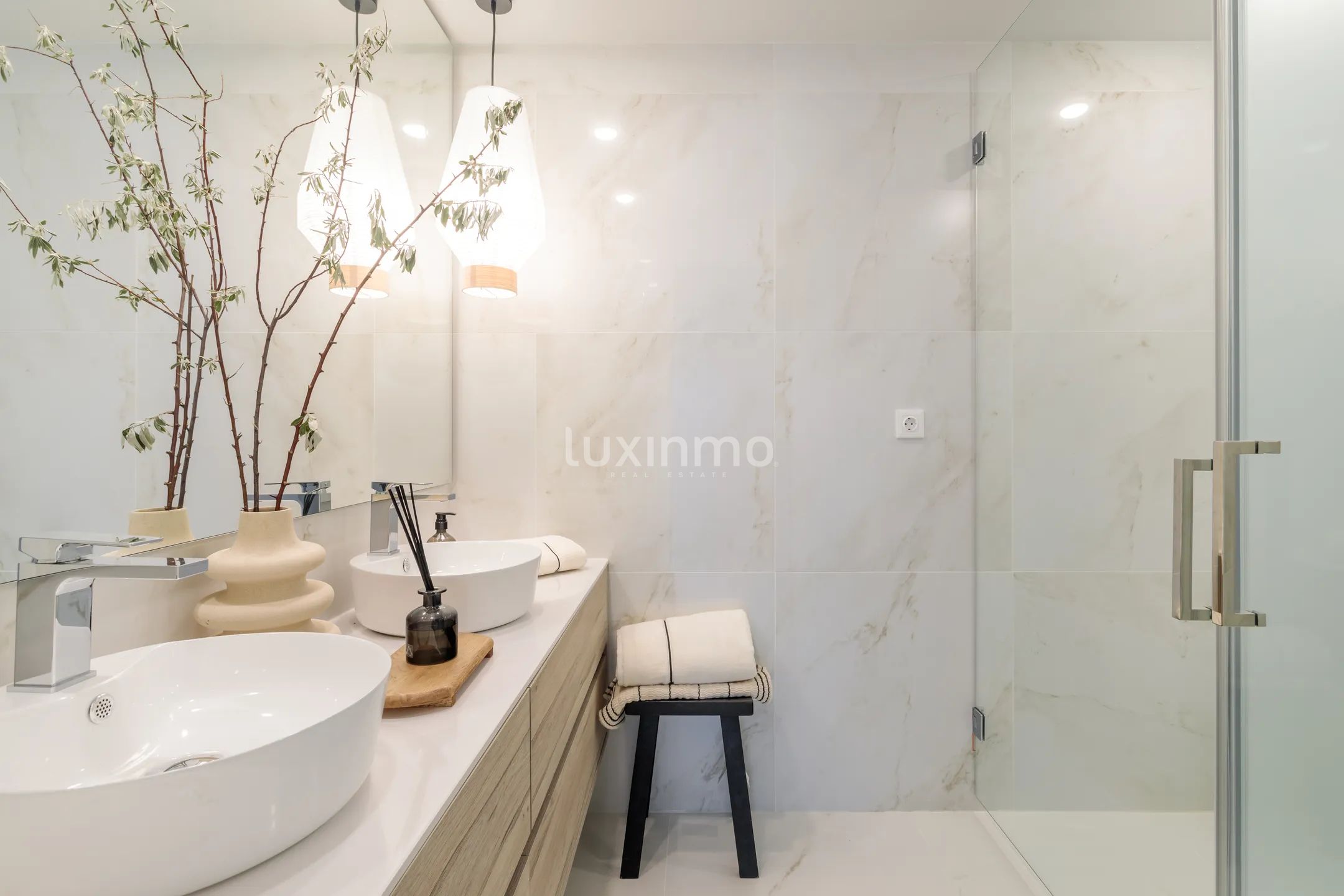 Fantastisk 3-sovrumslägenhet med havsutsikt till salu — photo 18