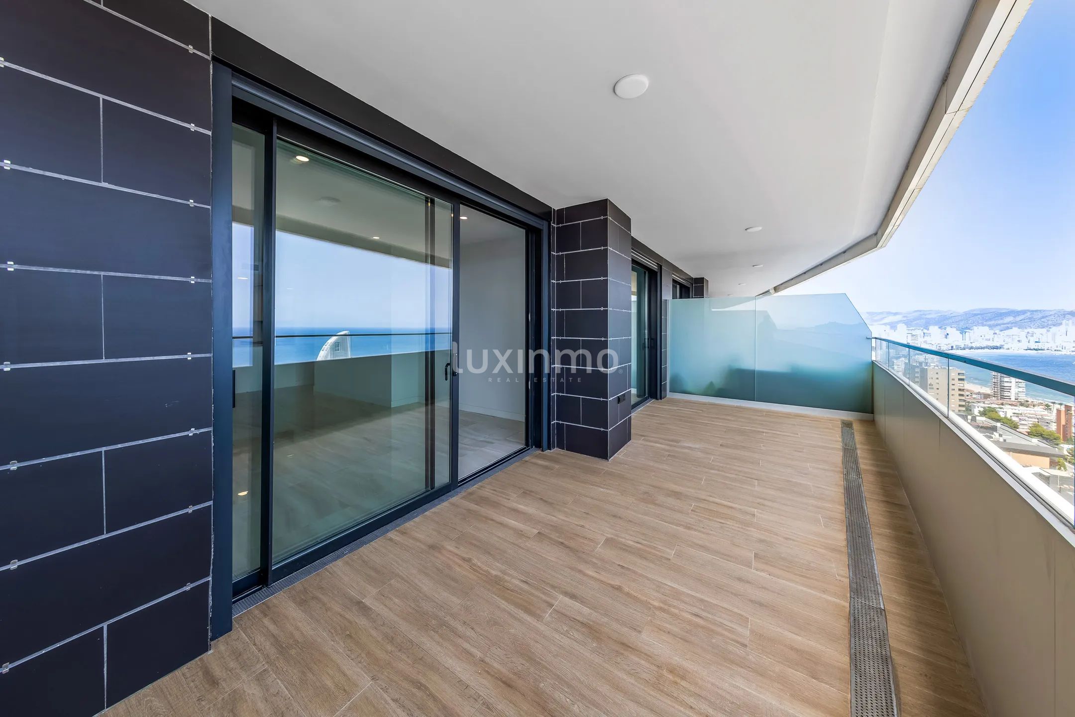 Потрясающая новостройка с 2 спальнями и видом на море — photo 20