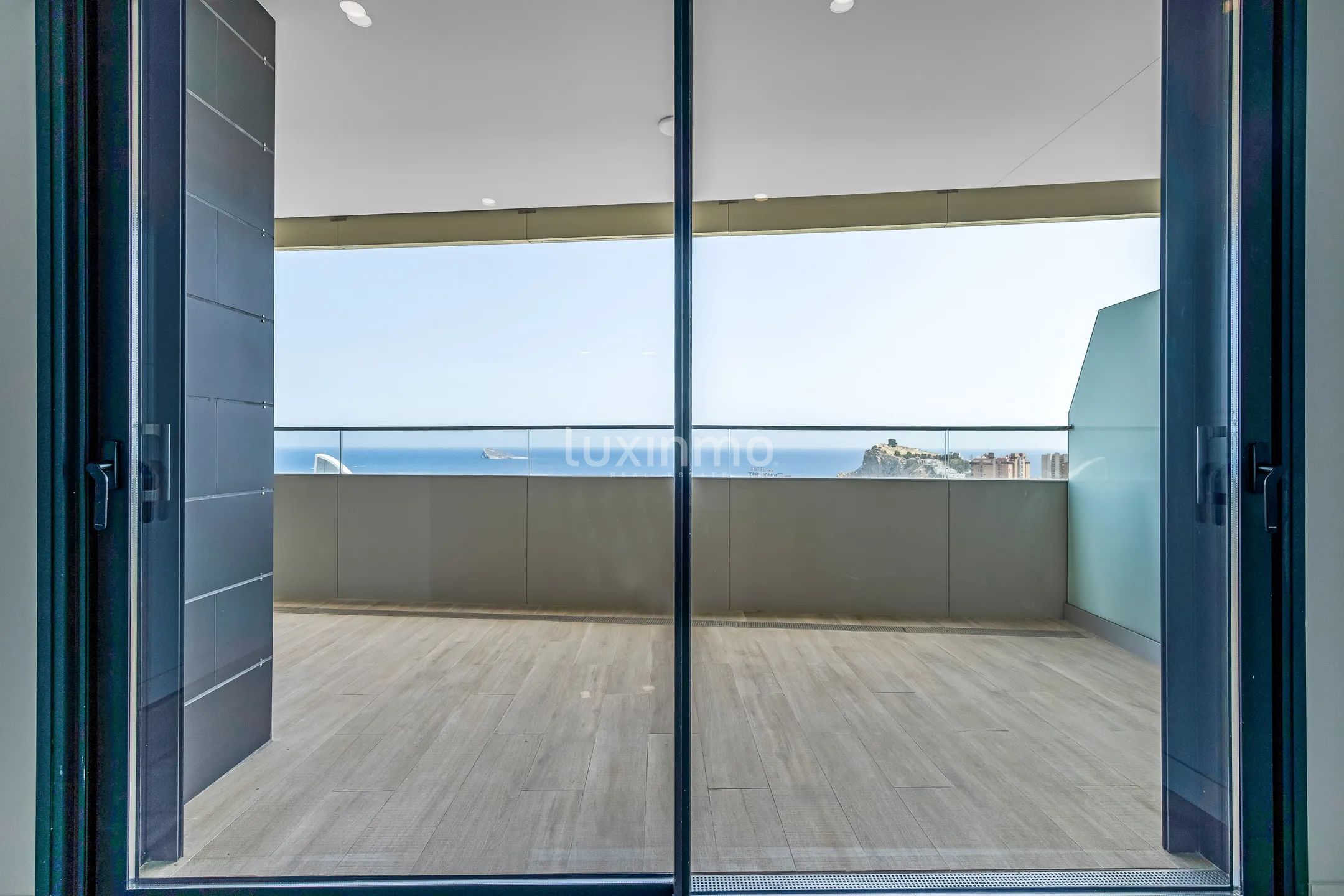 Потрясающая новостройка с 2 спальнями и видом на море — photo 22