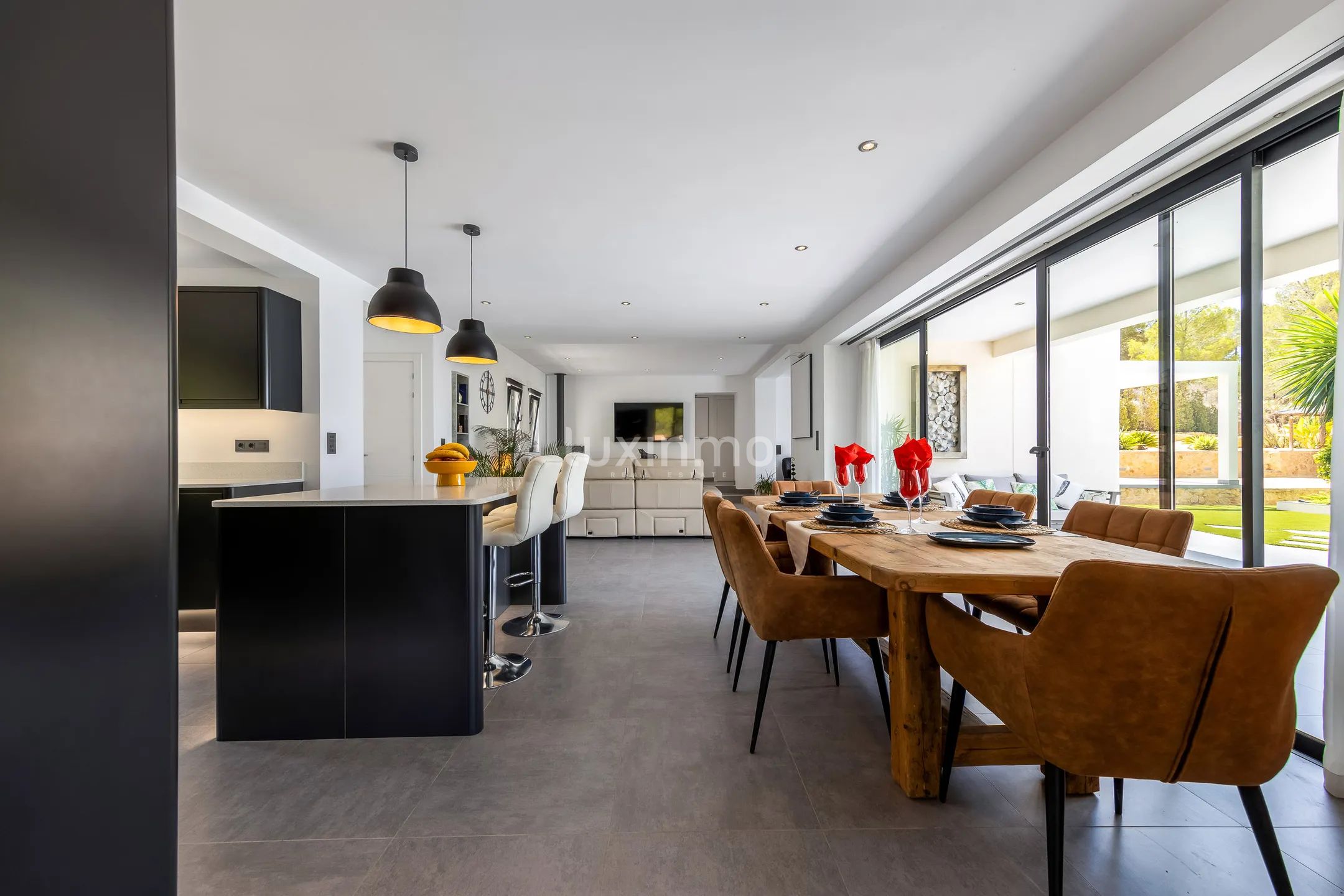 Luxurious mediterranean-style villa with sea views in Finestrat — photo 14