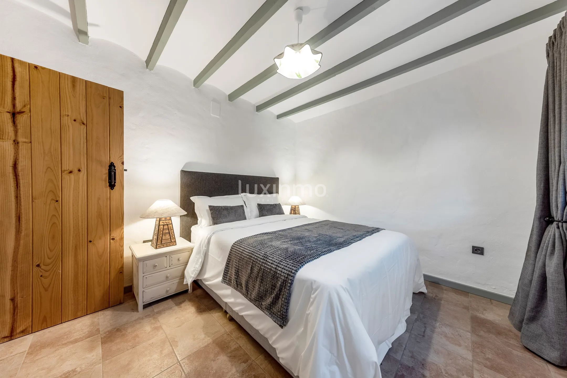 Luxurious mediterranean-style villa with sea views in Finestrat — photo 34