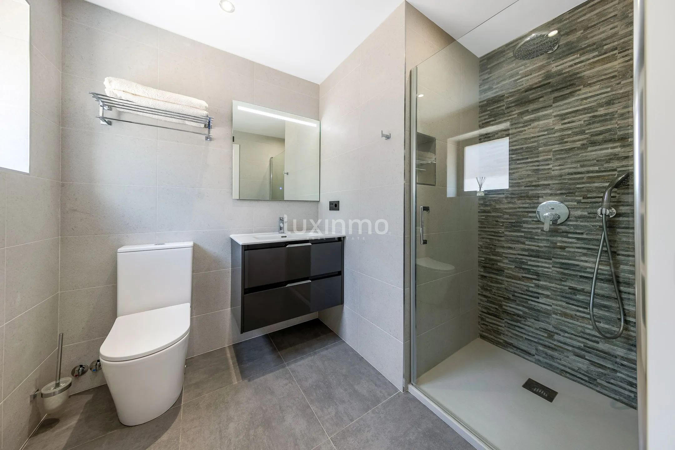 Luxurious mediterranean-style villa with sea views in Finestrat — photo 24