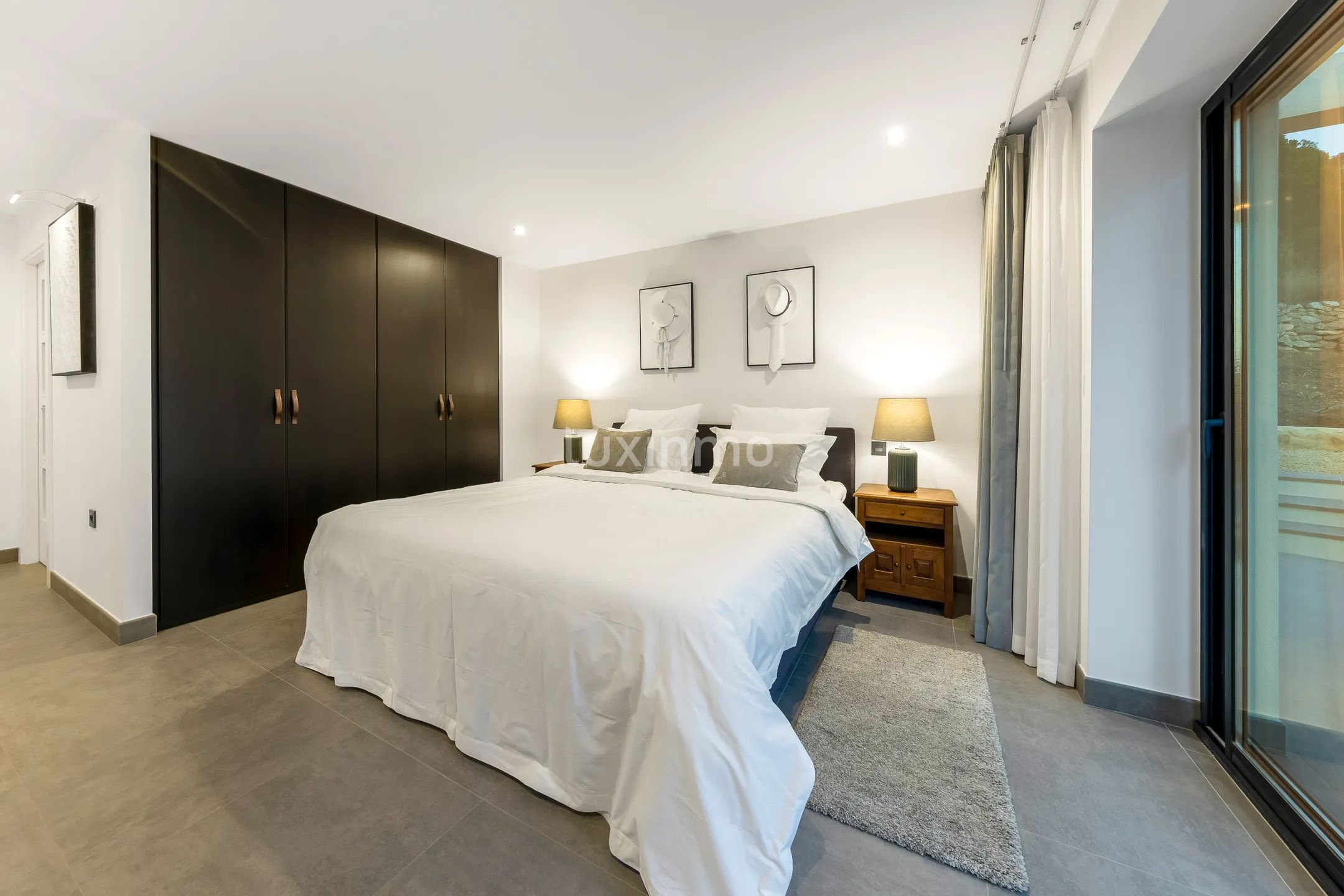 Luxurious mediterranean-style villa with sea views in Finestrat — photo 23